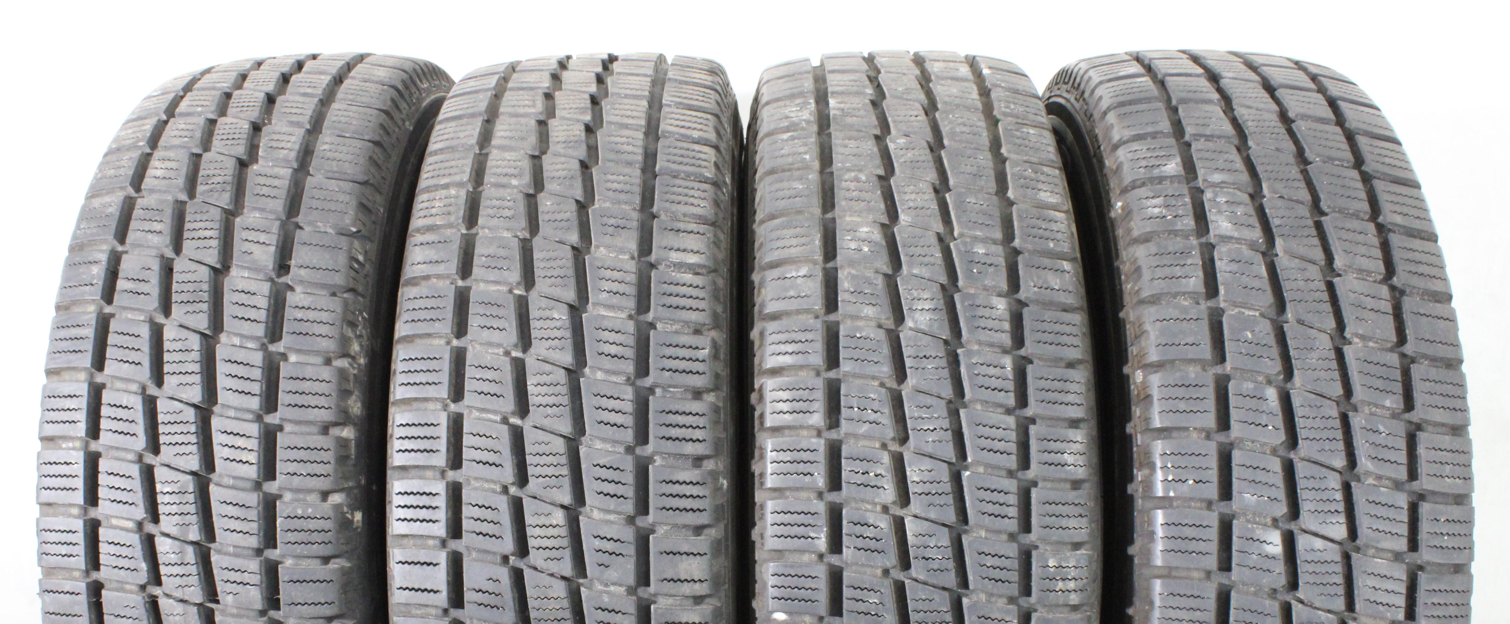 4 x 225/75R16C 121/120Q Neumáticos de invierno Toyo Winter H09 3x9-9,5mm/1x10-10,5mm 2017