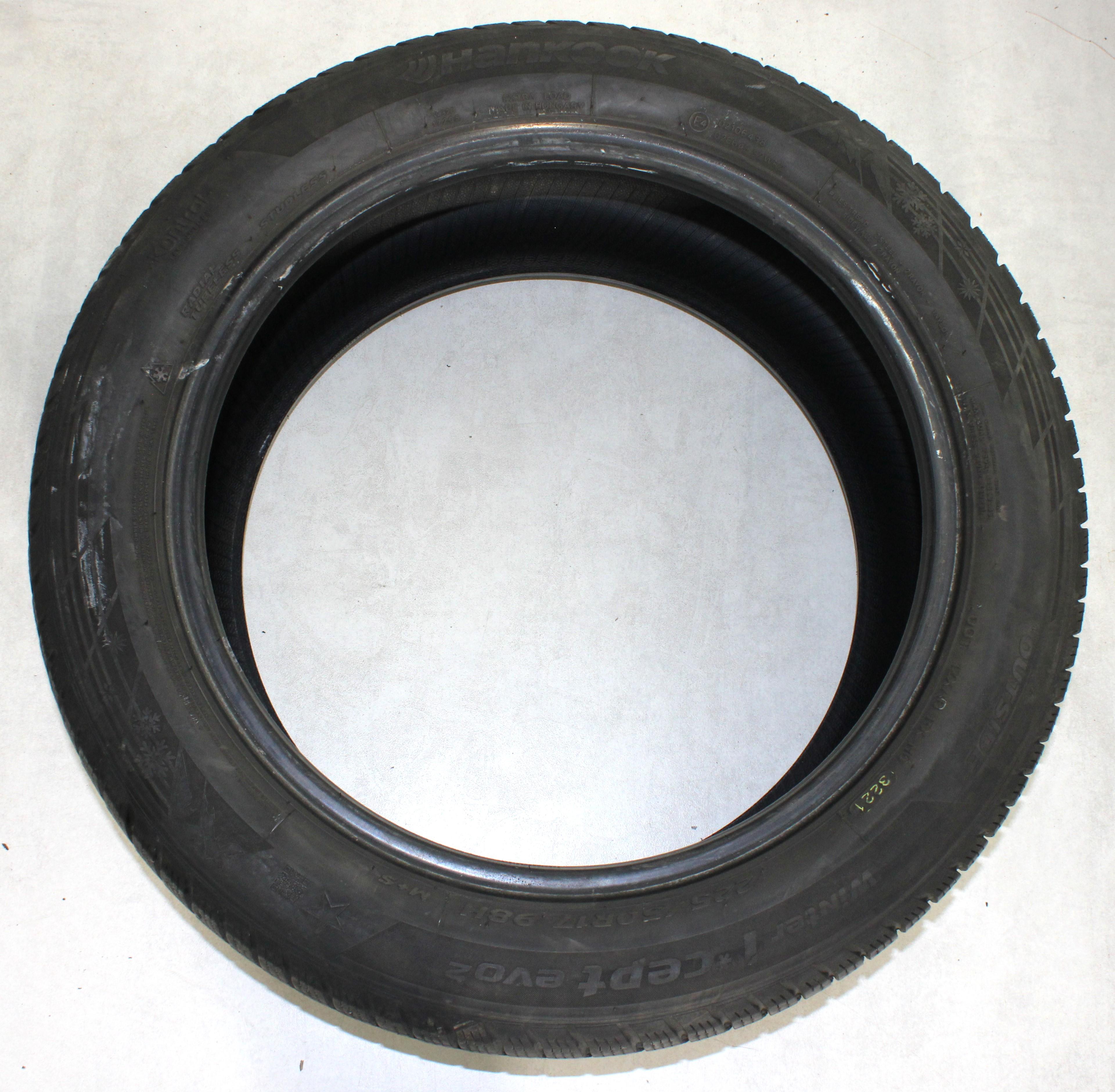 4 x 225/50R17 98H Winterreifen Hankook Winter I*Cept Evo 2 * 2x4-4,5mm/2x5,5-6mm 2021