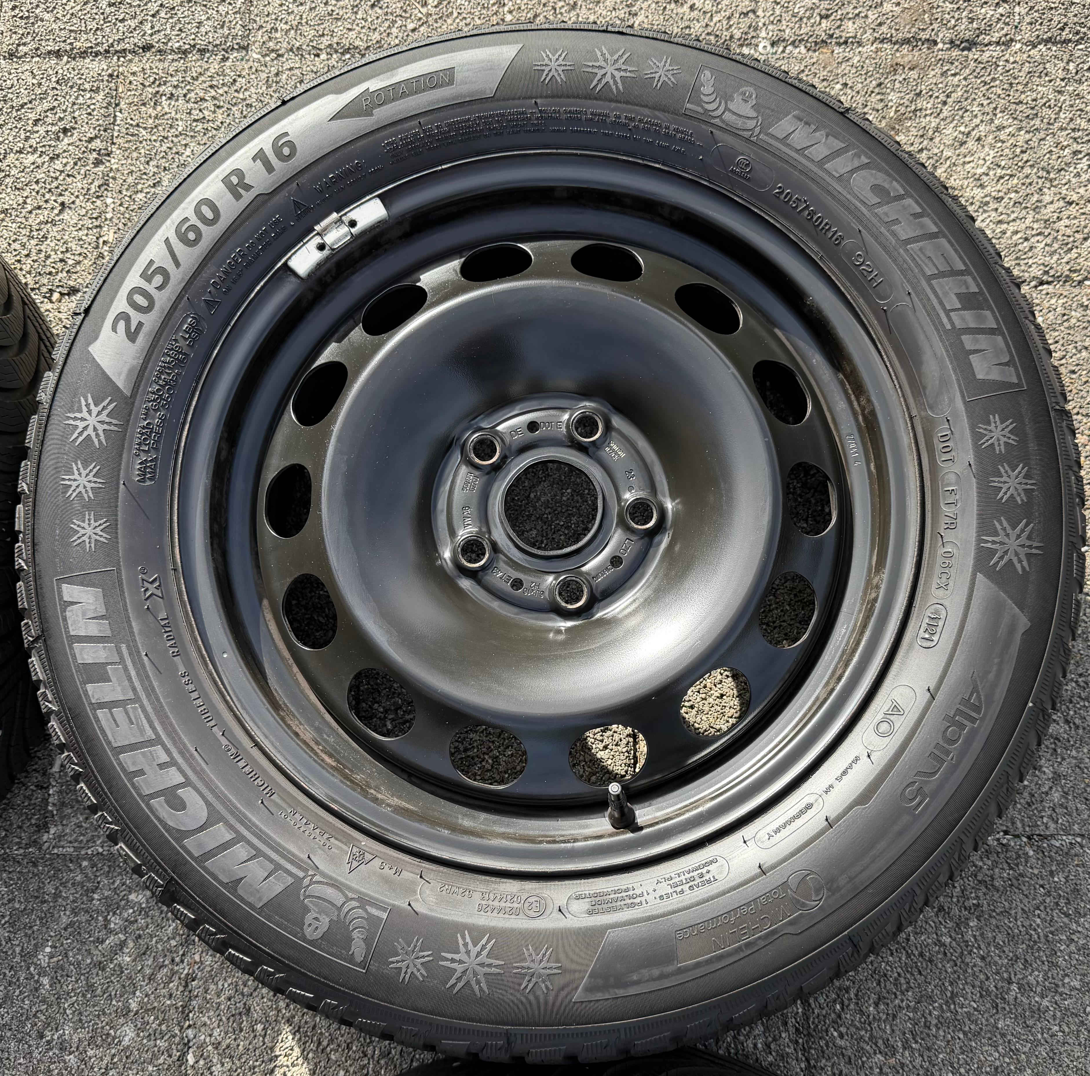 4 Winterräder Audi Q2 GA VW T-ROC A11 205/60R16 92H Michelin Alpin 5 Winterreifen
