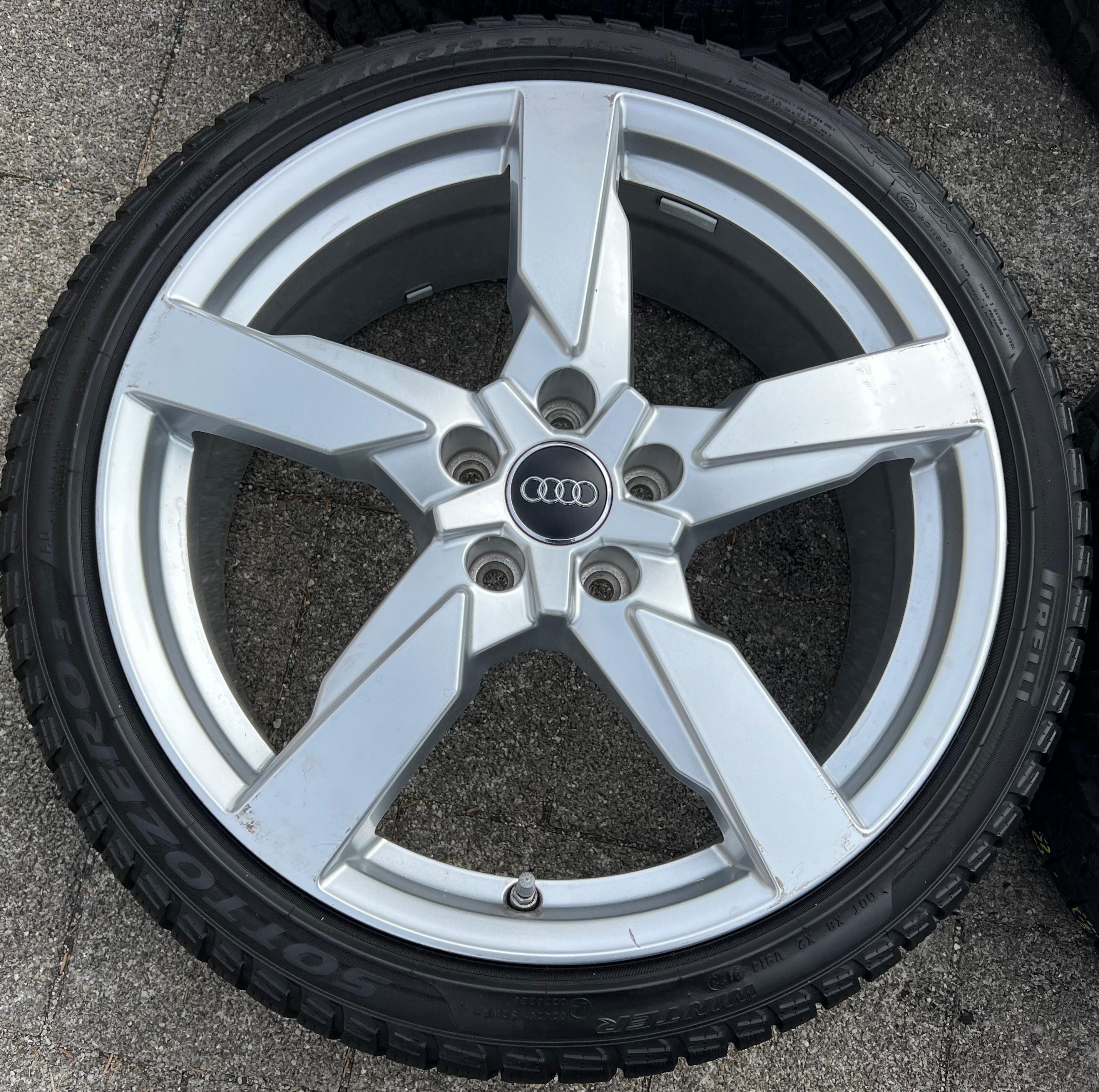 4 ORIGINELE 19" ALUMINIUM WINTERWIELEN AUDI TT TTS 8S 8S0601025AG 225/40R19 93V 2023 GRATIS VERZENDING