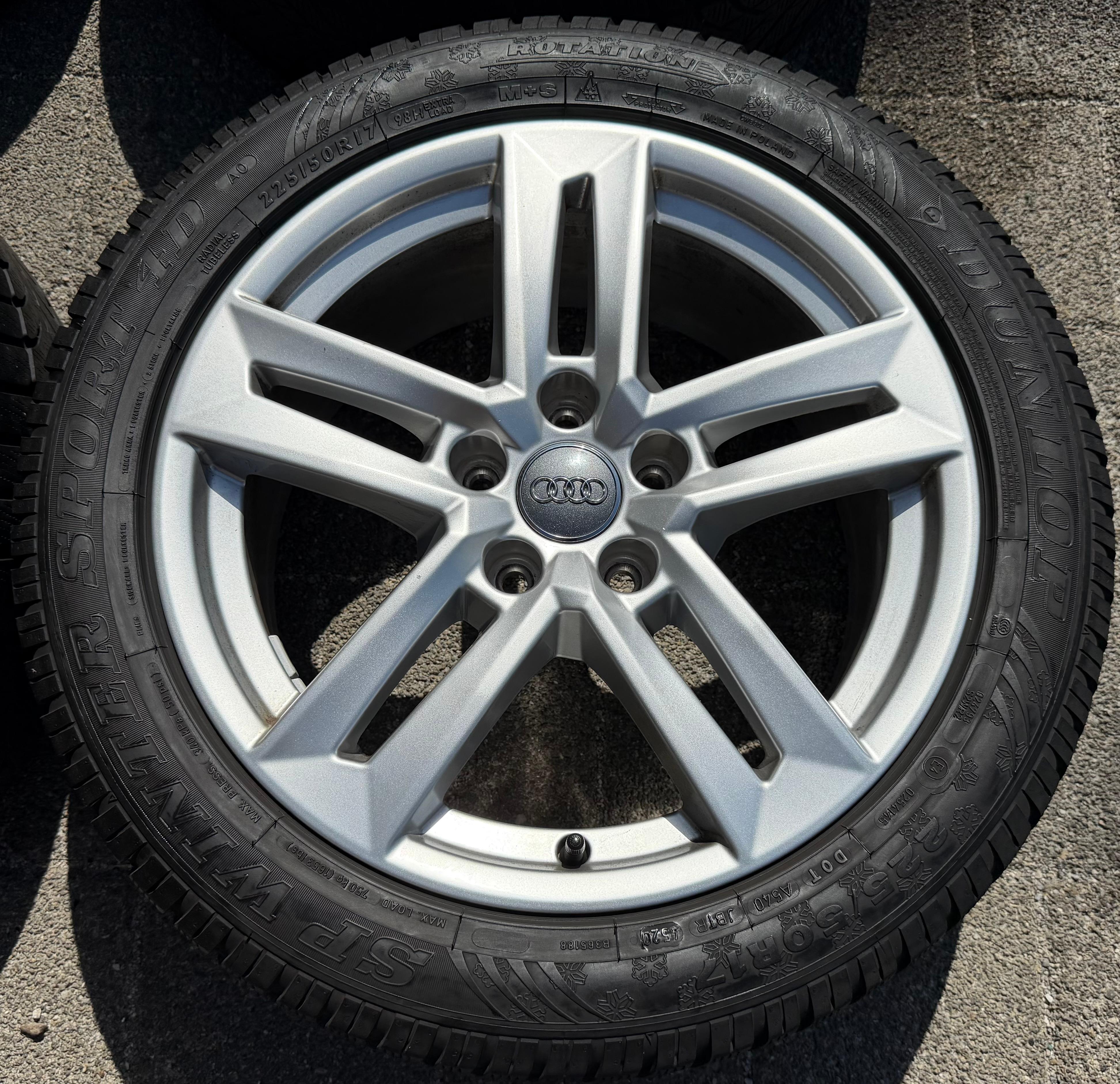 4 Original 17" Alufelgen Audi A4 8W B9 8W0601025P 7x17 ET42 Felgen