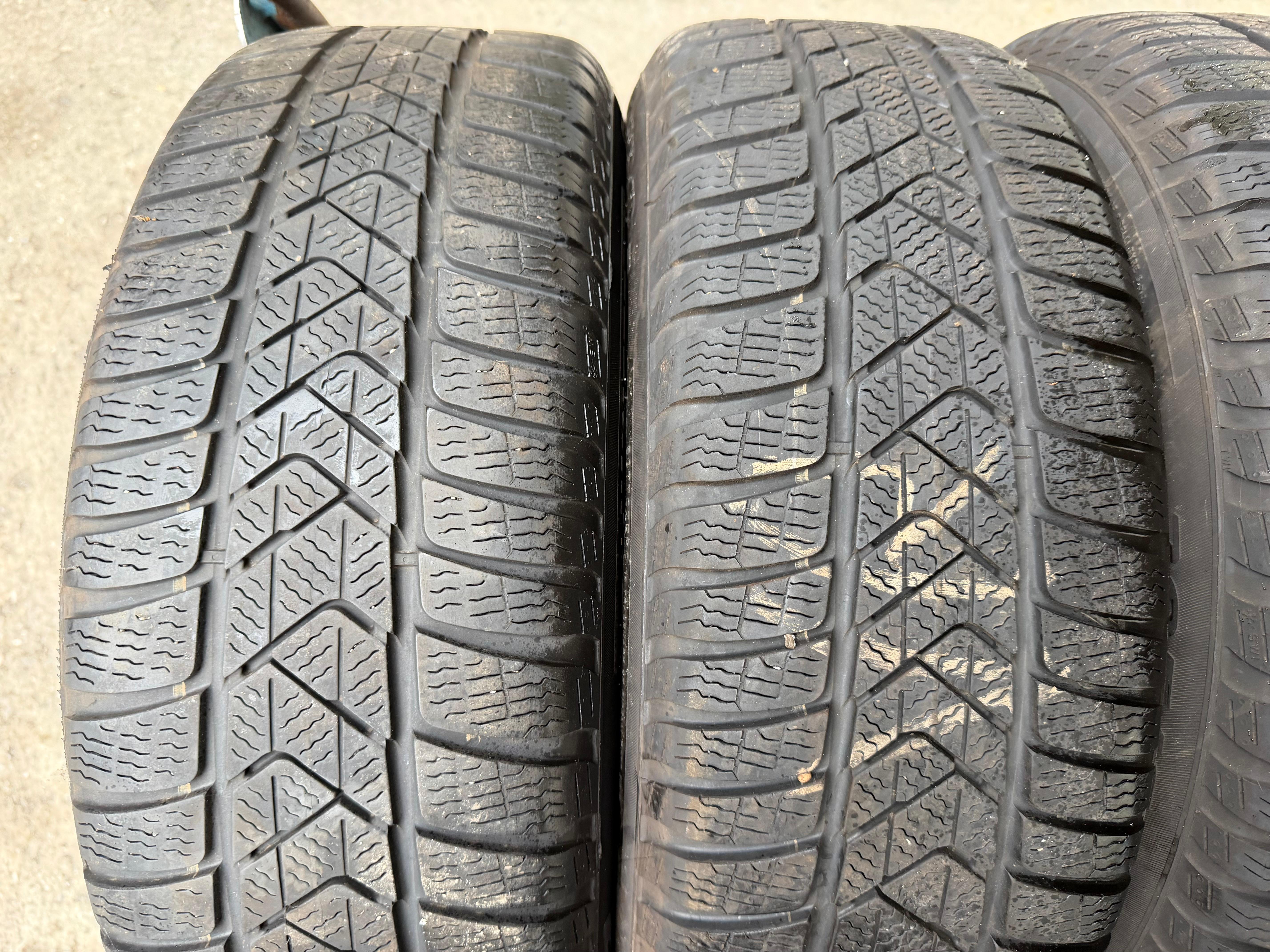 4 Original 16" Winterräder VW T-Cross C1 205/60R16 96H 2Q0601027E Pirelli