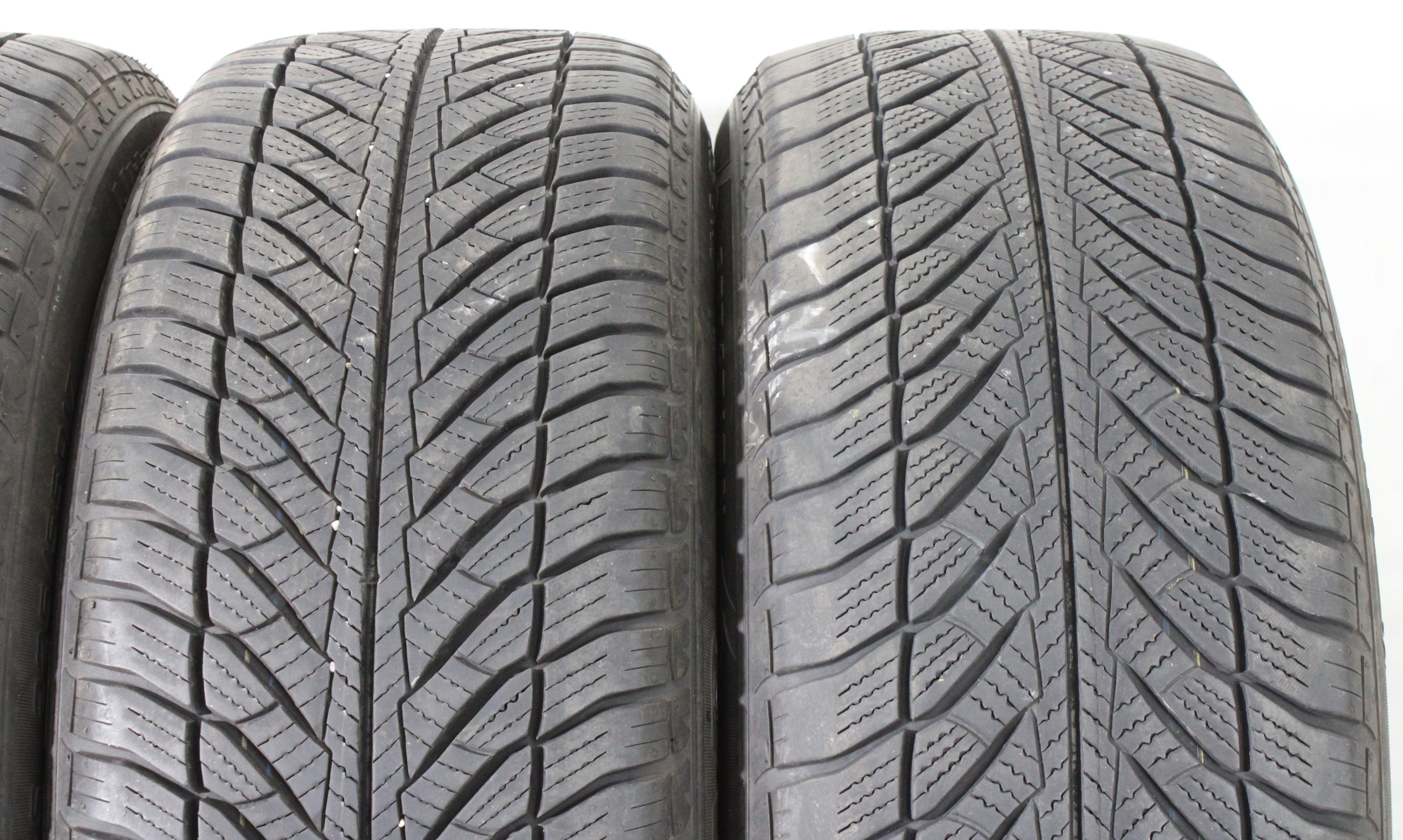 4 x 225/55R17 97H Winterreifen Goodyear Ultra Grip Performance 2* 2x5-5,5mm/2x7mm 2022