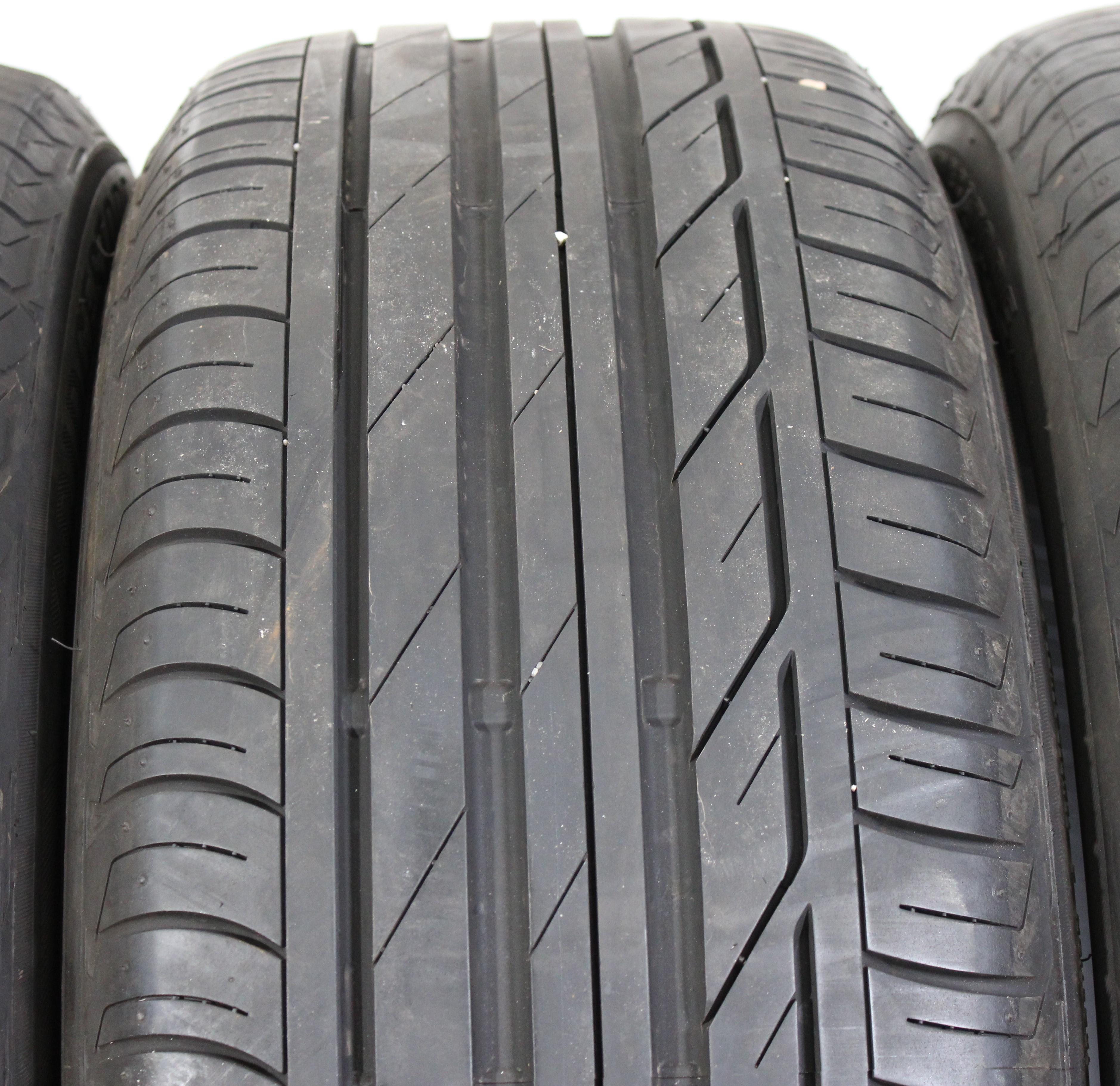 4 x 225/50R18 95W Sommerreifen Bridgestone Turanza T001 Runflat 2x5,5-6mm/2x6,5-7mm 2017 *
