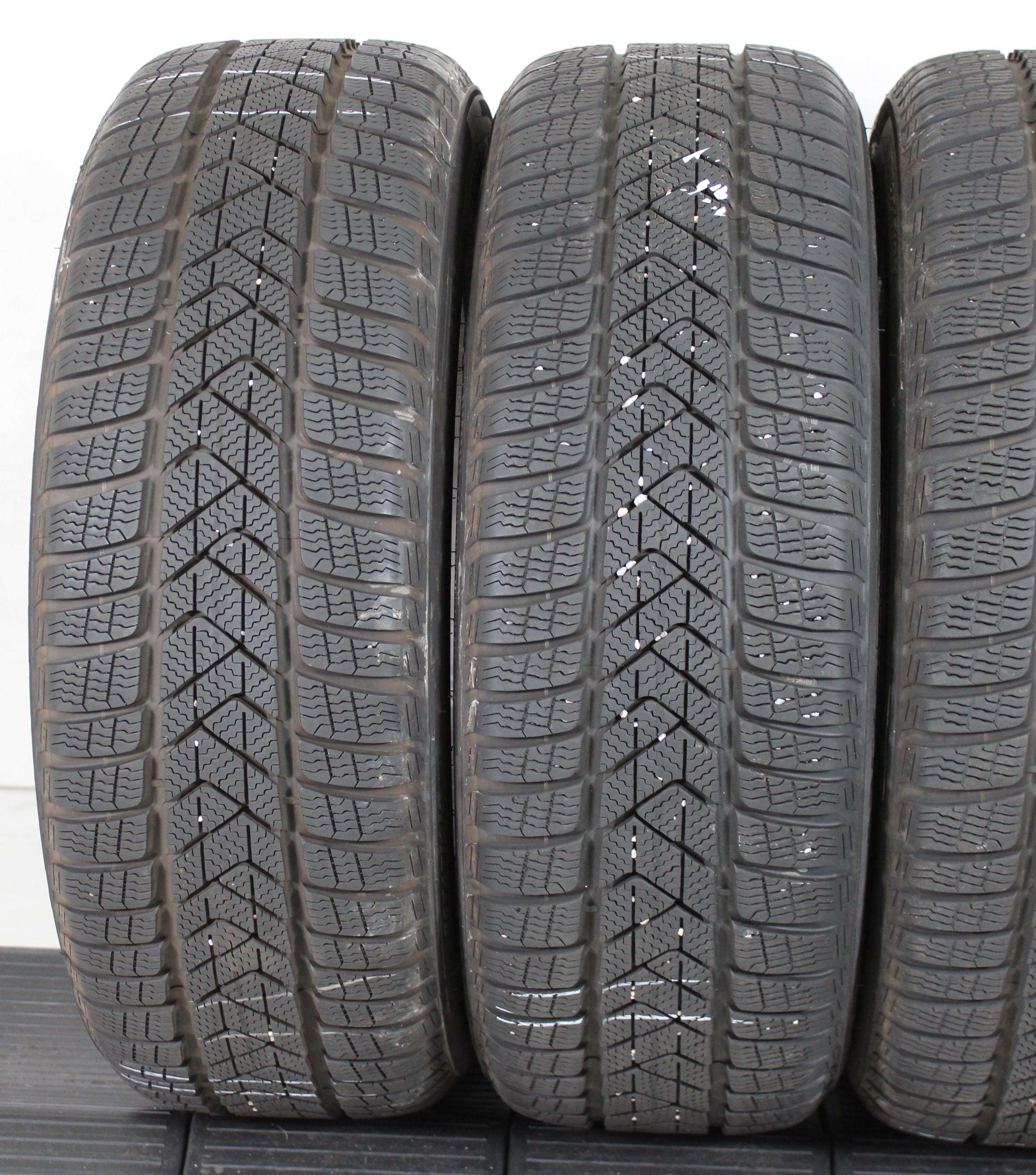 4 pneumatici invernali 225/45R19 96V Pirelli Sottozero 3 Runflat 6,5-7mm 1x2018 3x2019 *