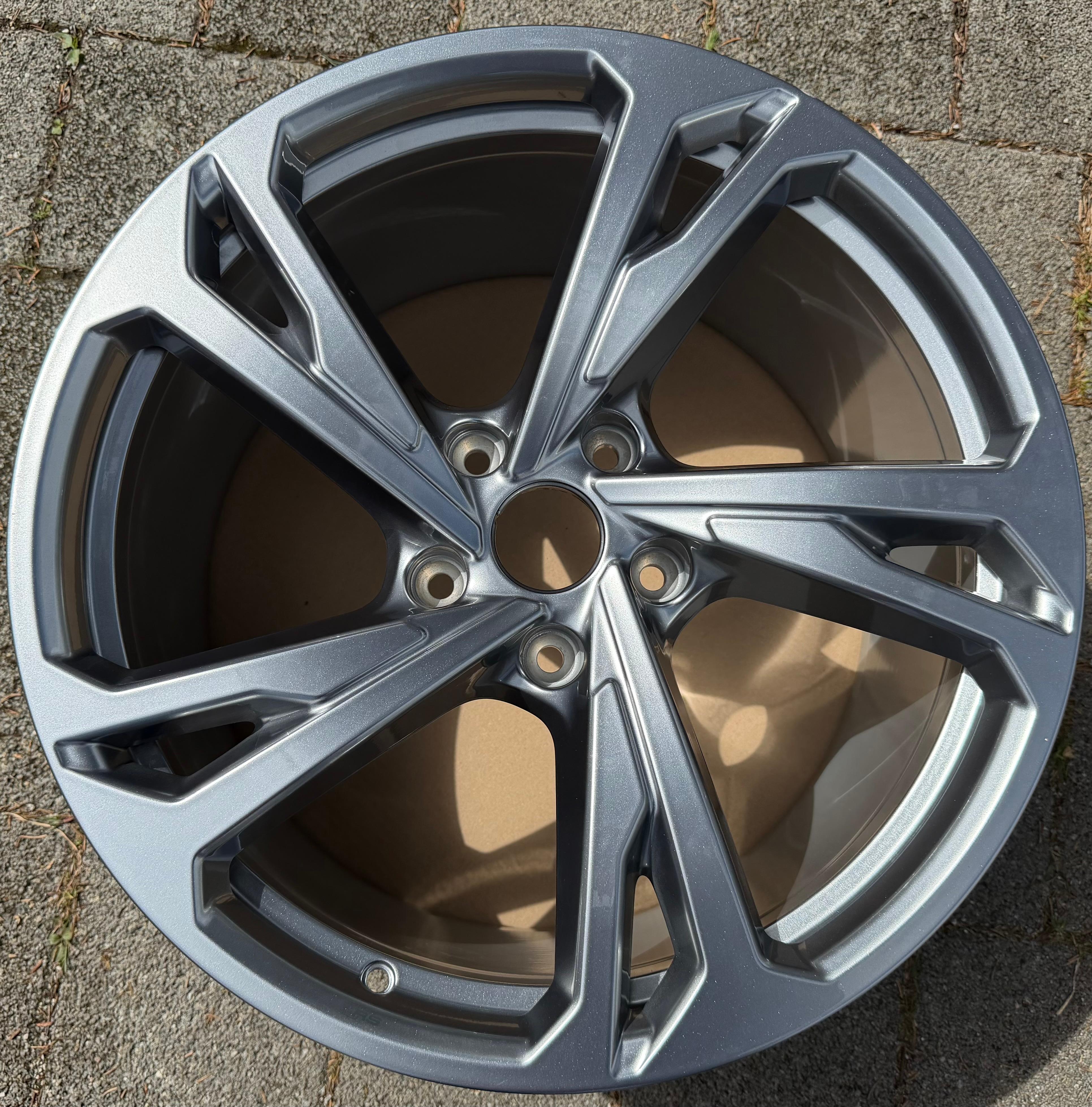 1 cerchio in lega originale da 20" per Audi E-TRON GT, 4J, codice 4J3601025AP, 11x20, ET60, spedizione gratuita