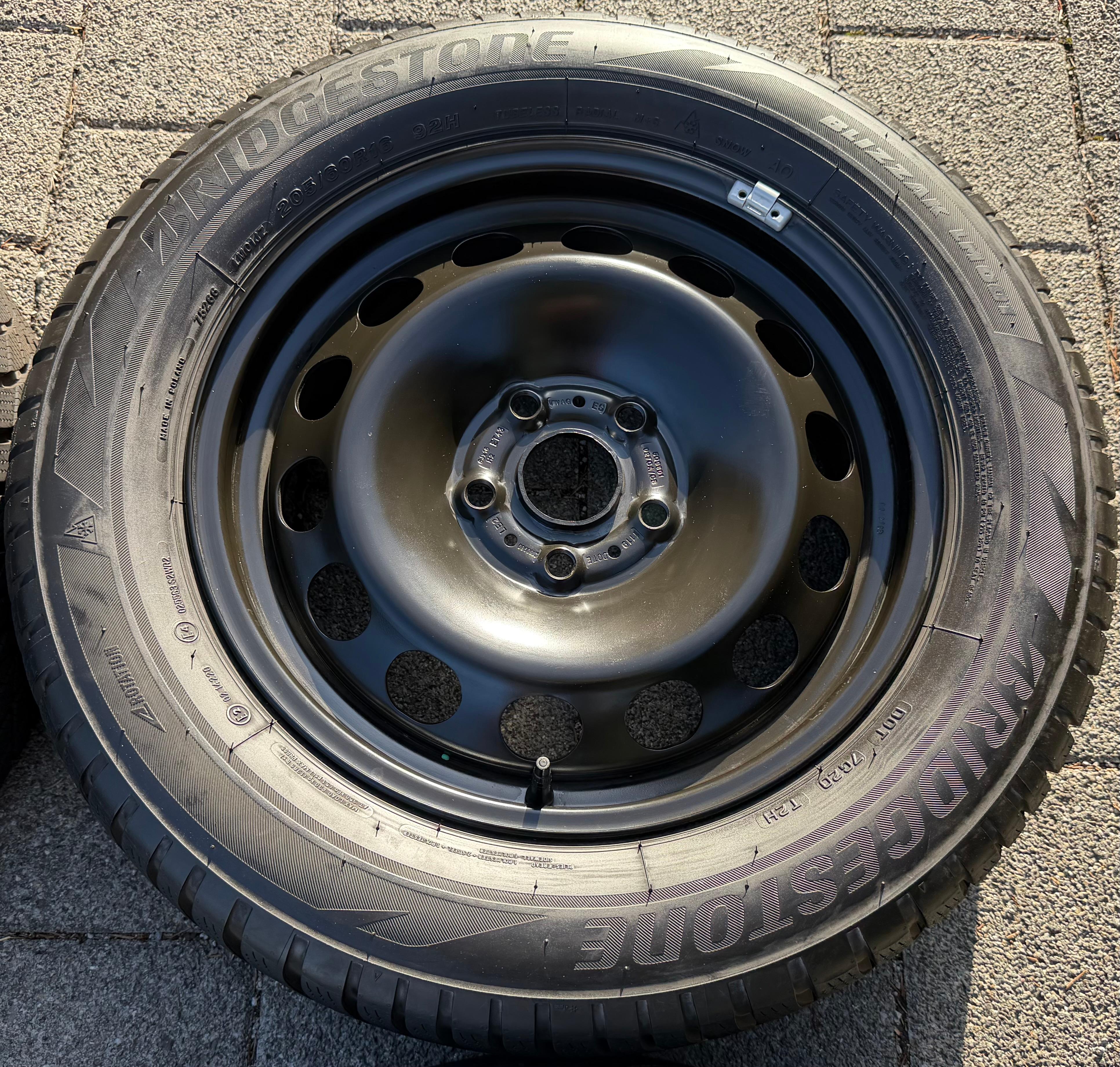 4 Winterräder Audi Q2 GA VW T-Roc 205/60R16 92H Bridgestone 5Q0601027AM