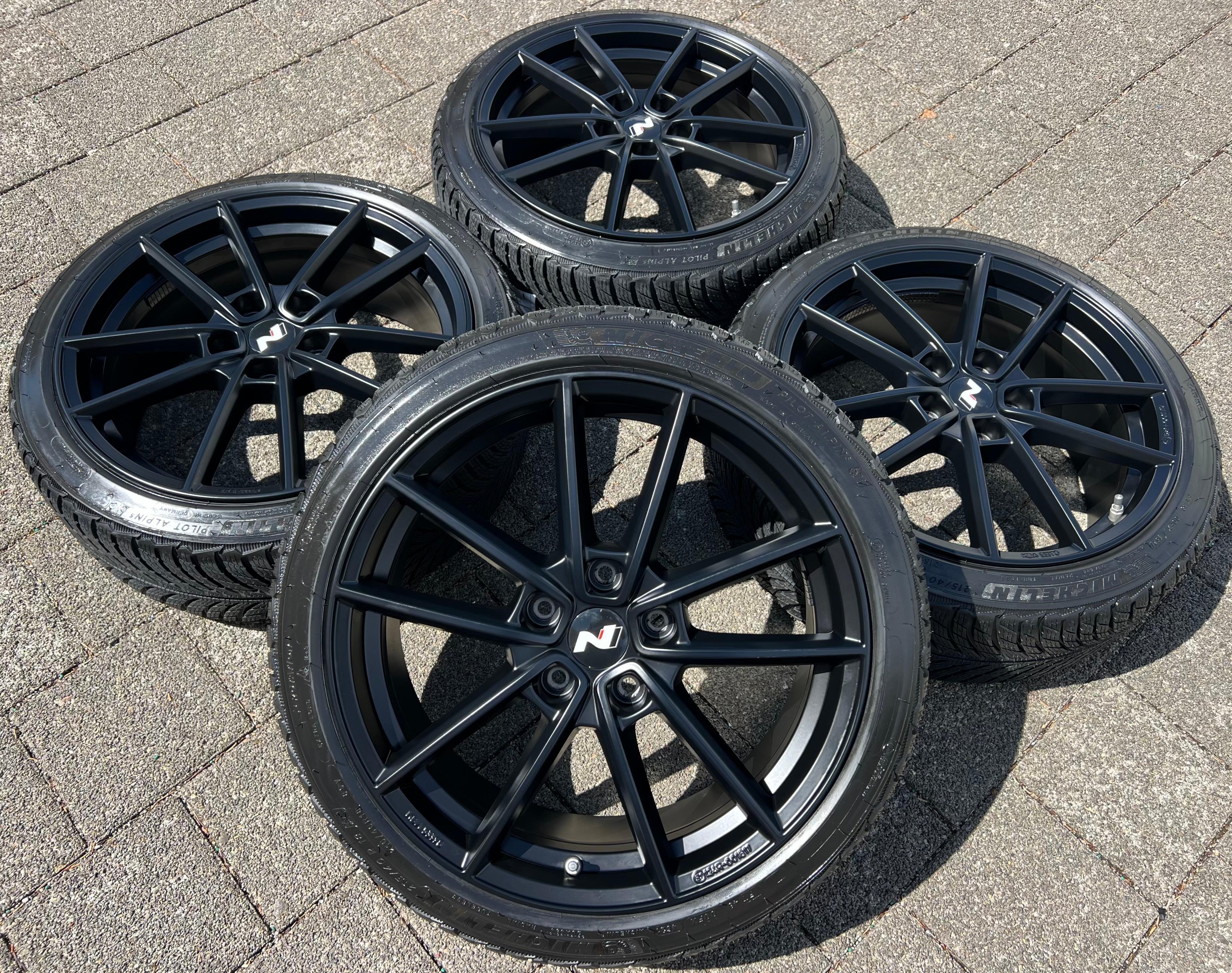 4 ORIGINAL 18" ALU WINTERRÄDER HYUNDAI i20N 215/40R18 89V RDKS NEU FREIHAUS