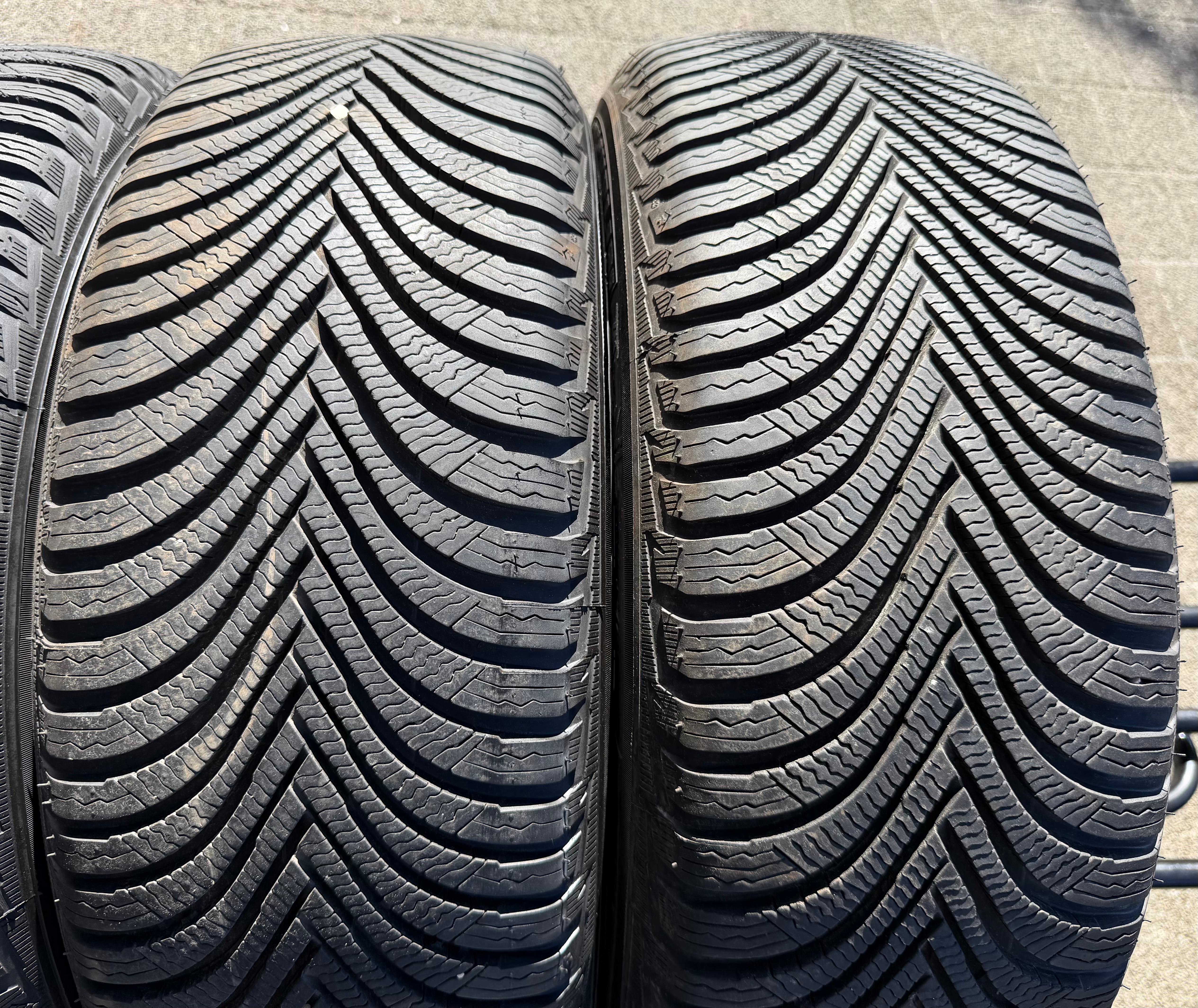 4 Original 17" Alu Winterräder Audi Q2 GA 215/55R17 94V Michelin 8MM 2023
