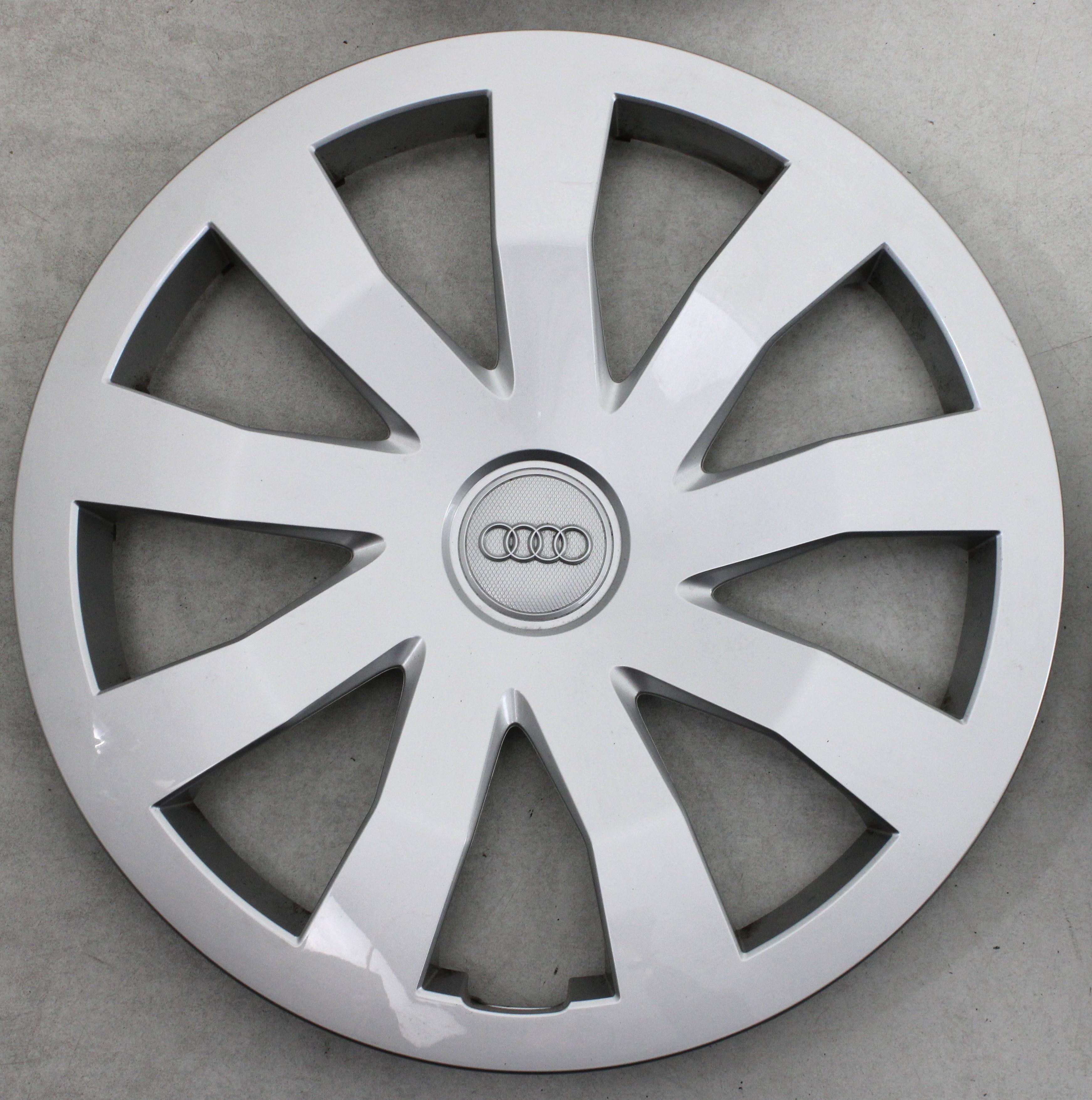 4 TAPACUBOS EMBELLECEDORES ORIGINALES DE 15" PARA AUDI A1 GB 82A601147 15 PULGADAS