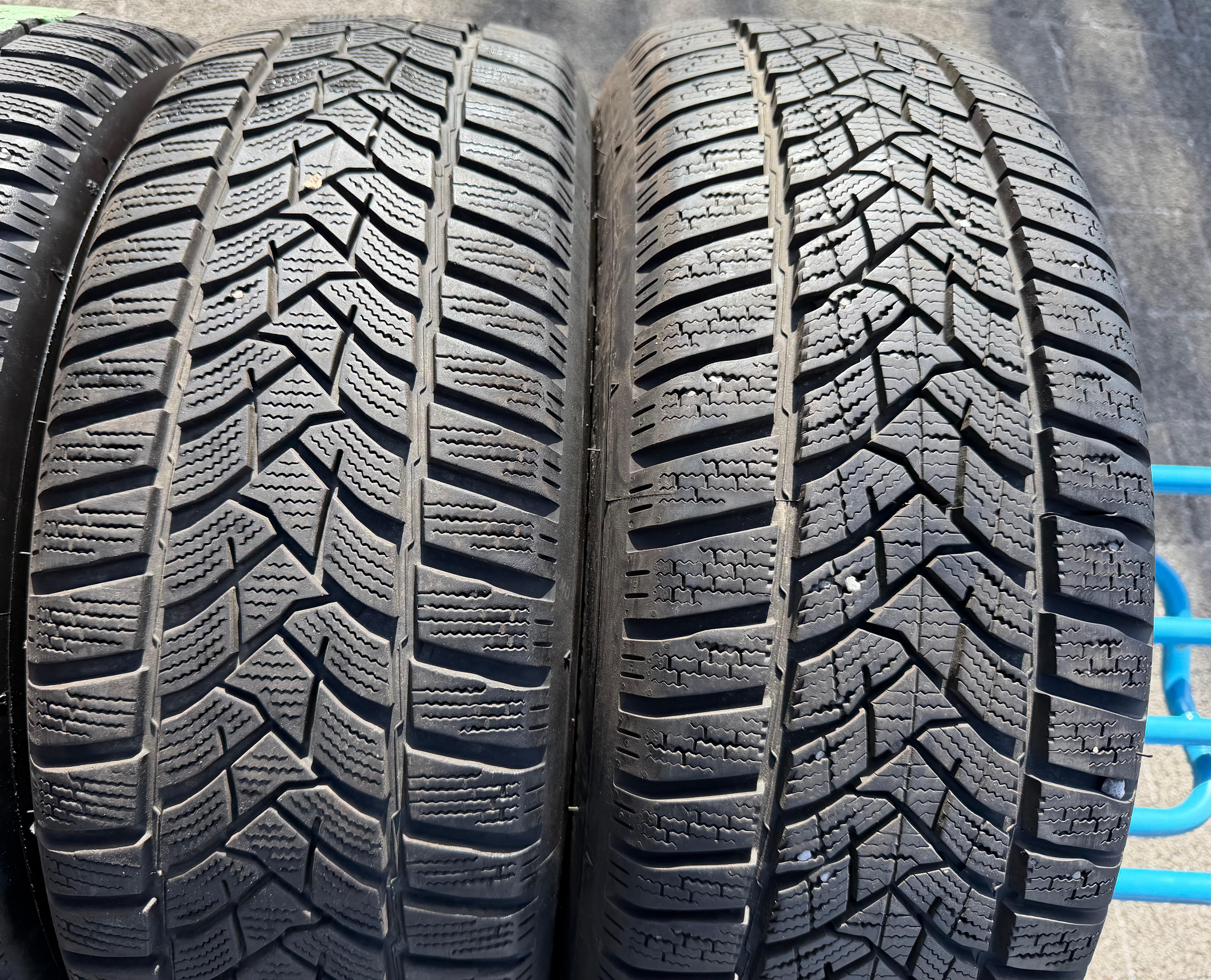 4 Winterräder VW T-Roc Skoda Karoq Seat Cupra Ateca 215/60R16 95H Dunlop