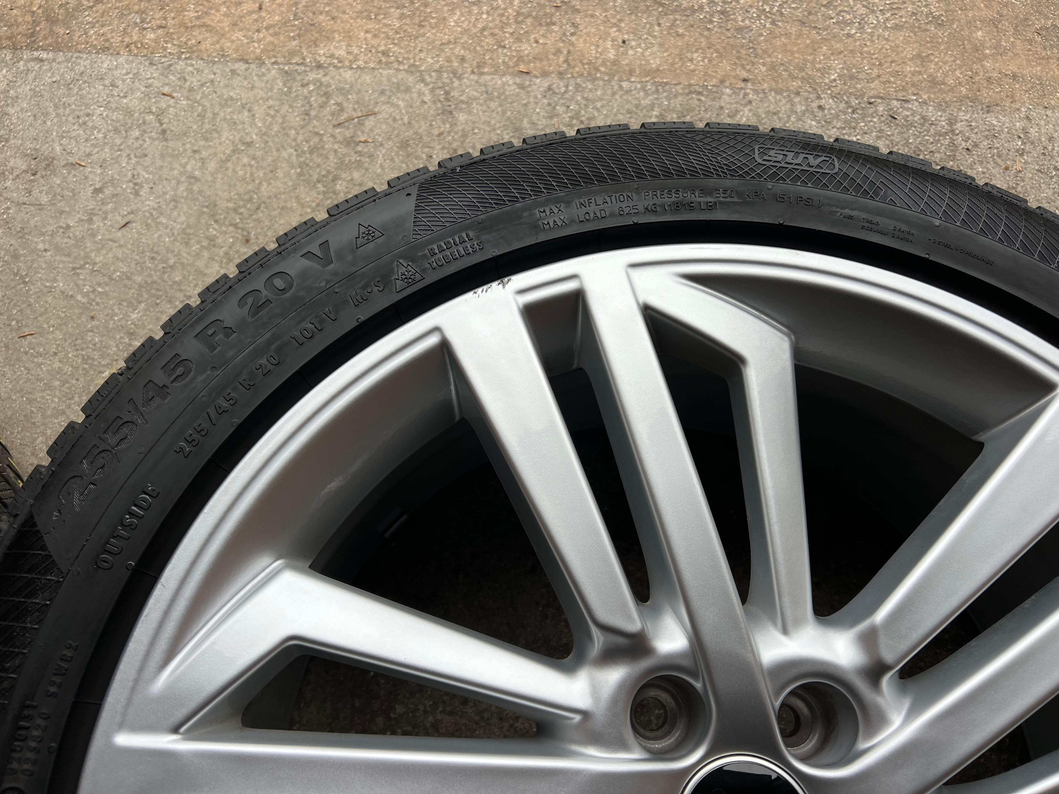4 JANTES HIVER EN ALUMINIUM D’ORIGINE 20" AUDI Q5 SQ5 FY 80A601025L 255/45R20 101V CONTINENTAL