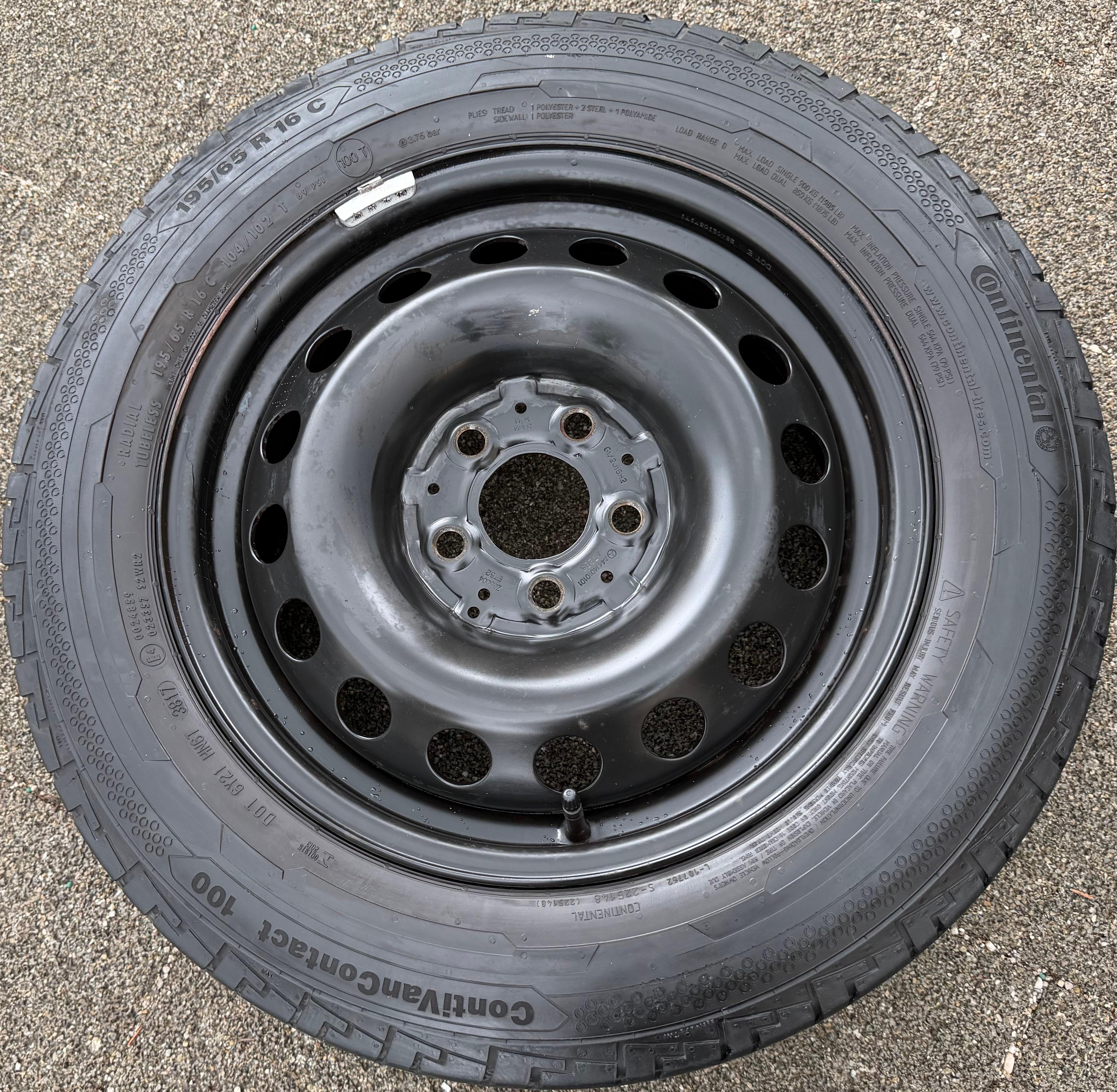 1 roue d'été Mercedes Vito Classe V W447 A4474010101 195/65R16C 104/102T avec système de surveillance de la pression des pneus (TPMS)