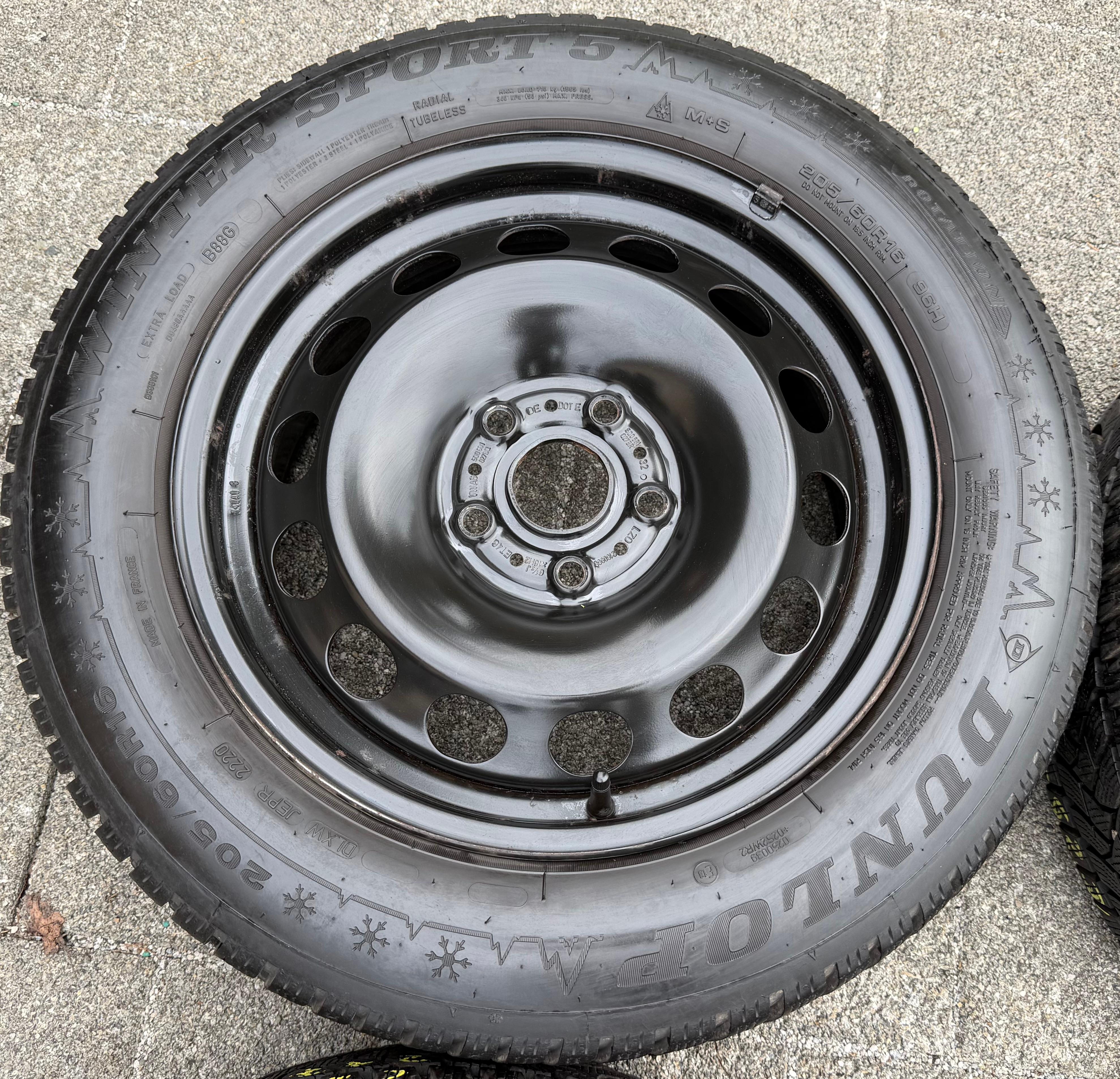 4 Winterräder Skoda Octavia IV 4 NX 205/60R16 96H 5Q0601027BQ Dunlop 2020