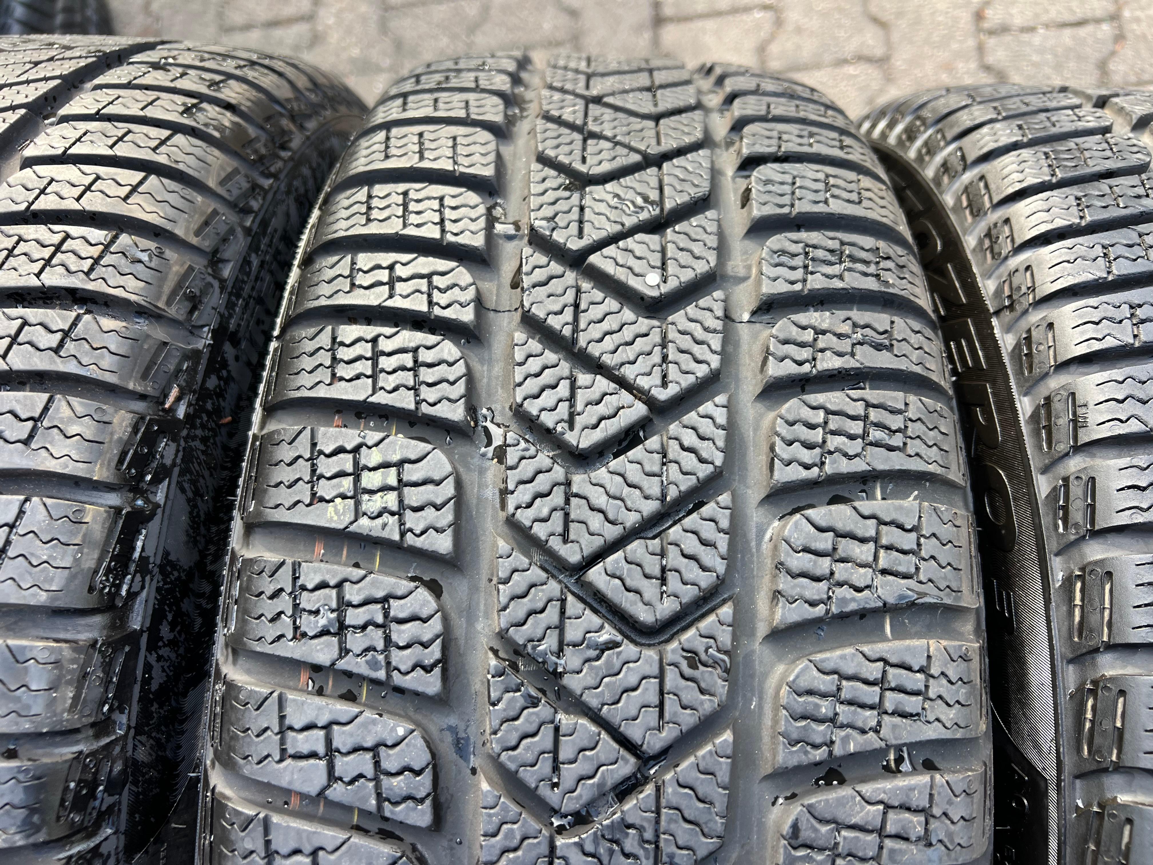 4 ORIGINAL 19" ALU WINTERRÄDER AUDI TT TTS 8S 8S0601025AG 225/40R19 93V PIRELLI