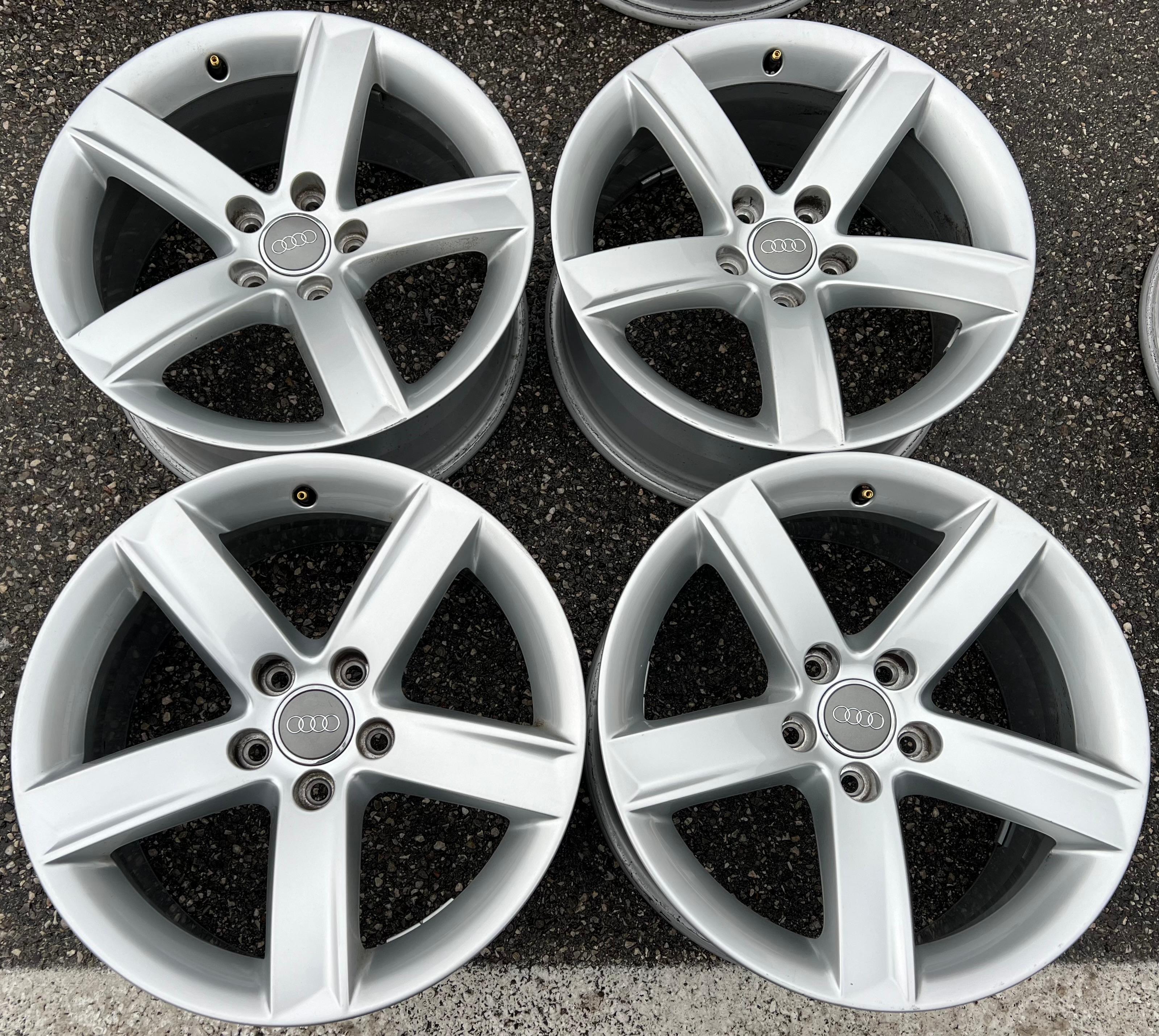 4 ORIGINELE 17" ALU WIELEN AUDI A5 8T 8T0071497 7,5x17 ET28 FREIHAUS