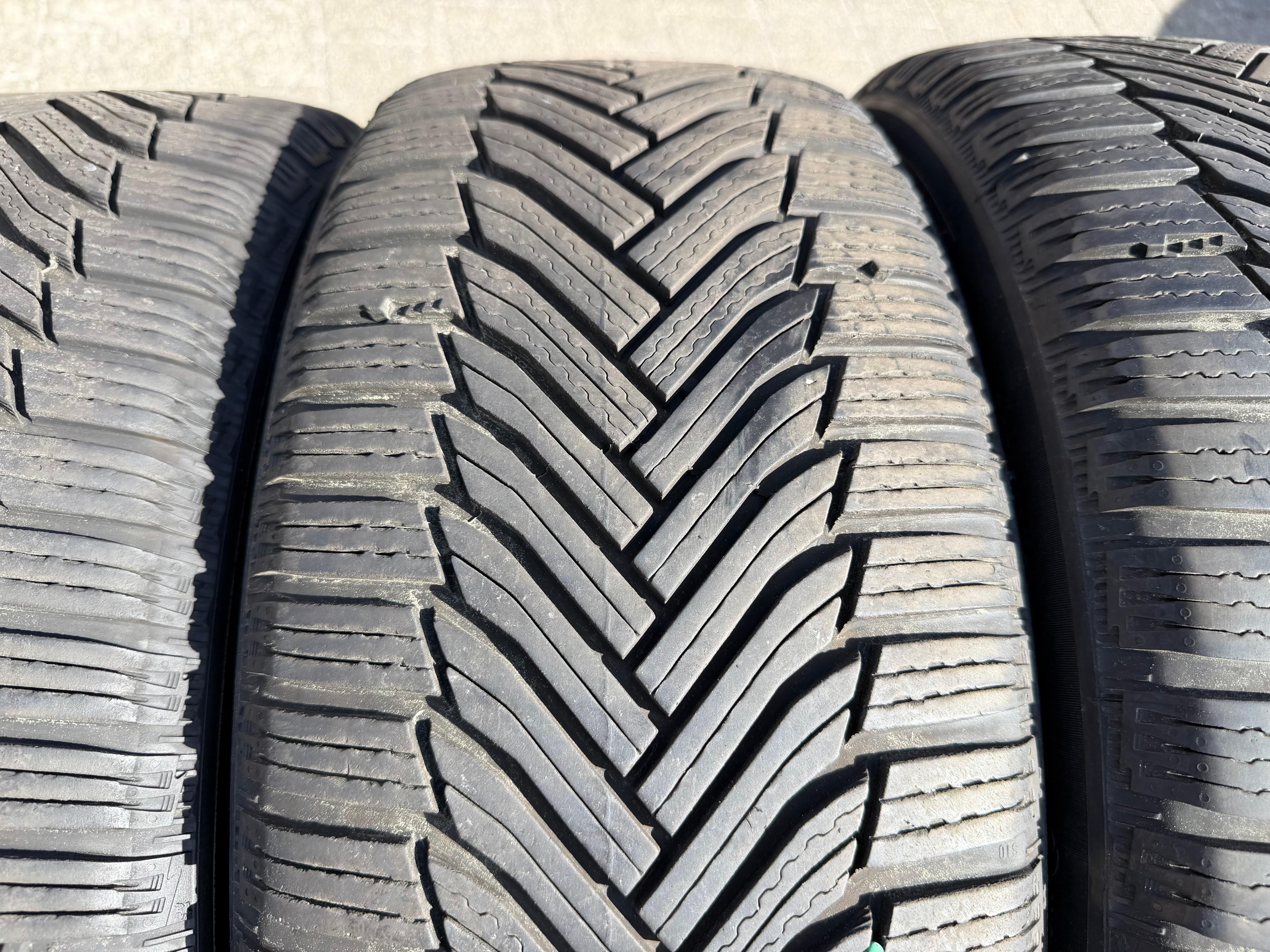 4 Original 17" Alu Winterräder Audi A4 B9 8W 8W0601025P 225/50R17 98H Michelin 2023