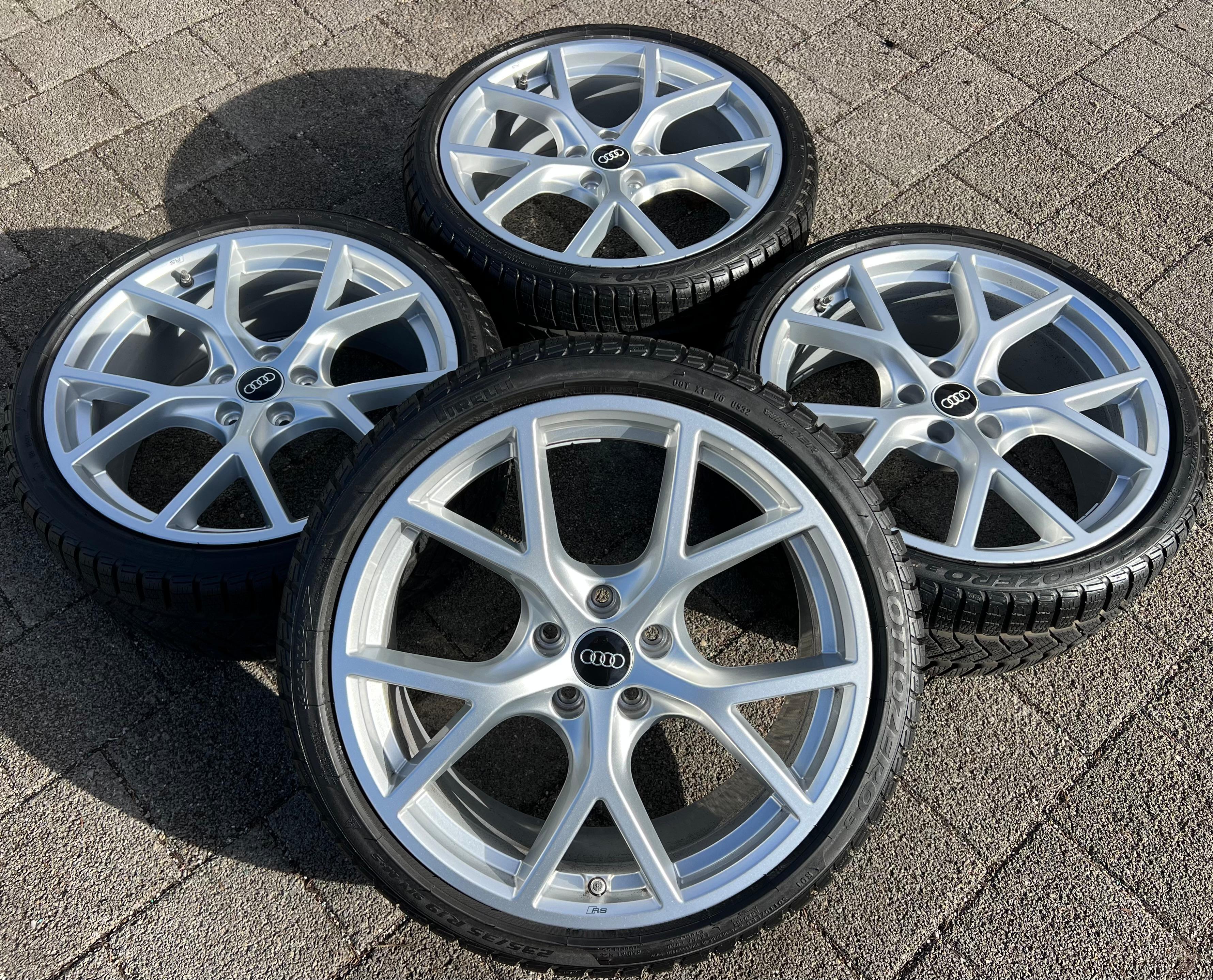 4 ORIGINAL 19" ALU WINTERRÄDER AUDI RS3 8Y 8Y0601025BT 235/35R19 91V PIRELLI RDKS