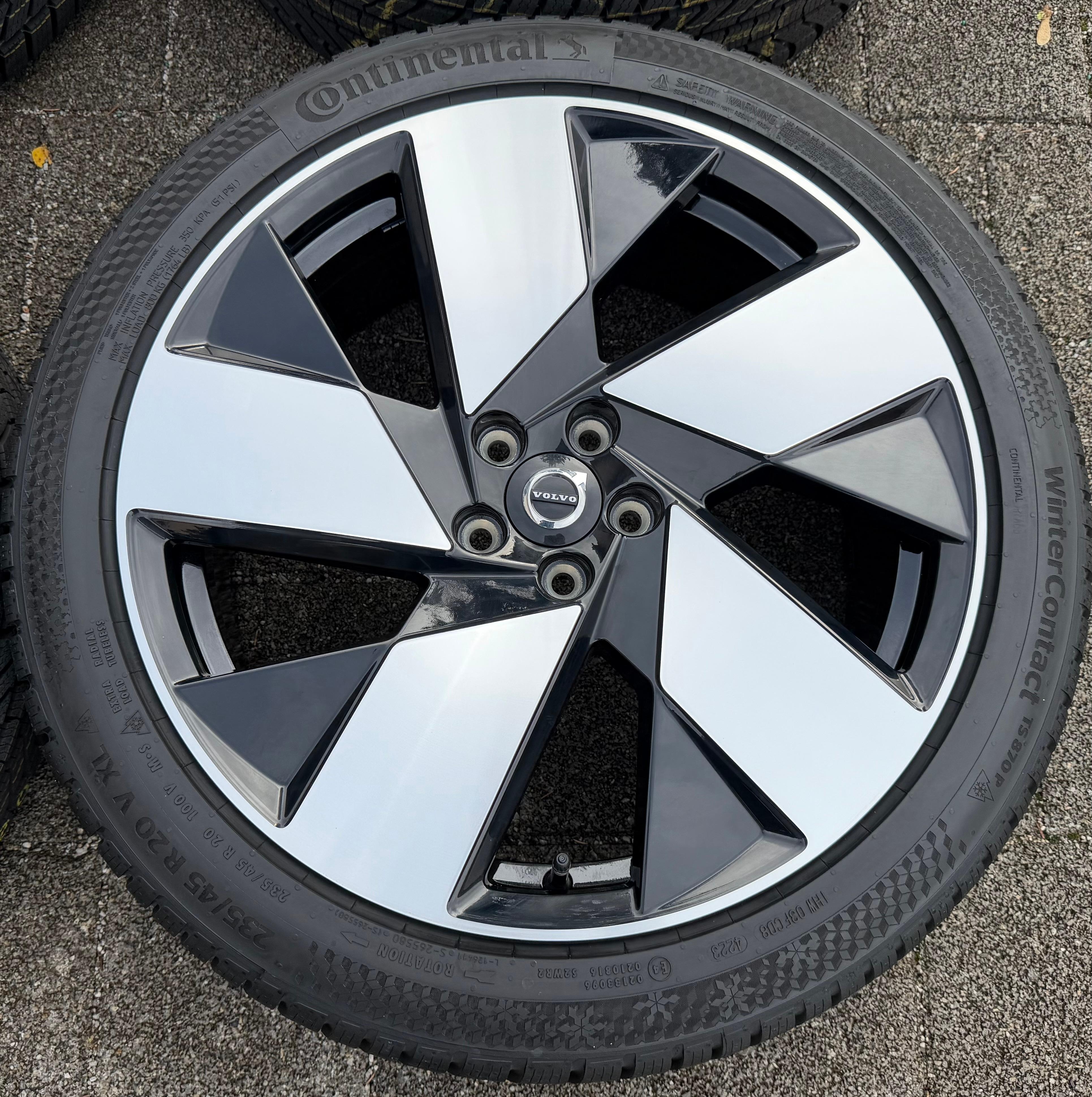 4 ruedas de invierno de aleación originales de 20" para Volvo XC40 235/45R20 100V 255/40R21 101V Continental