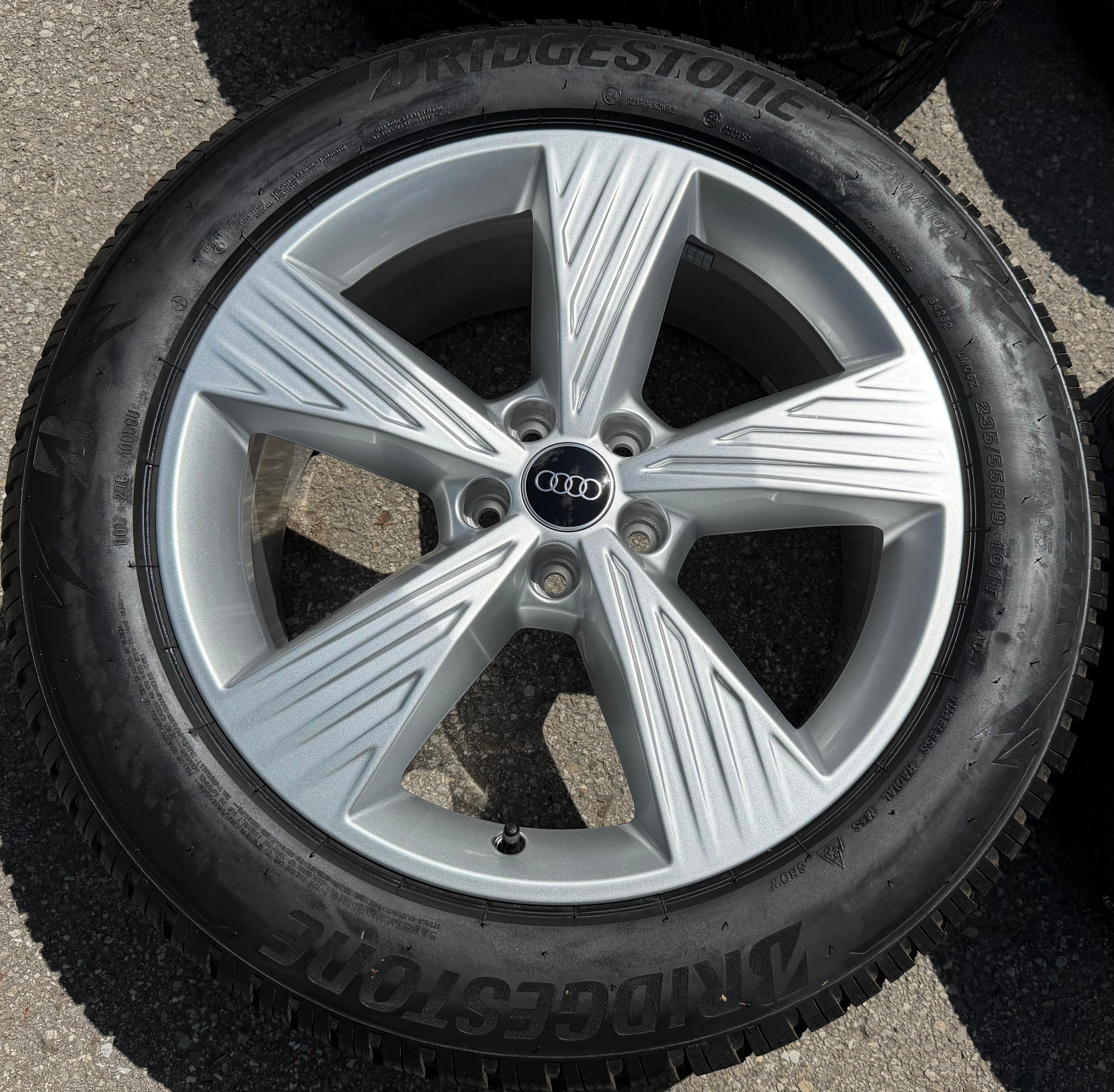4 ORIGINAL 19" ALU WINTERRÄDER AUDI Q4 E-TRON 235/55R19 101T 255/50R19 103T NEU