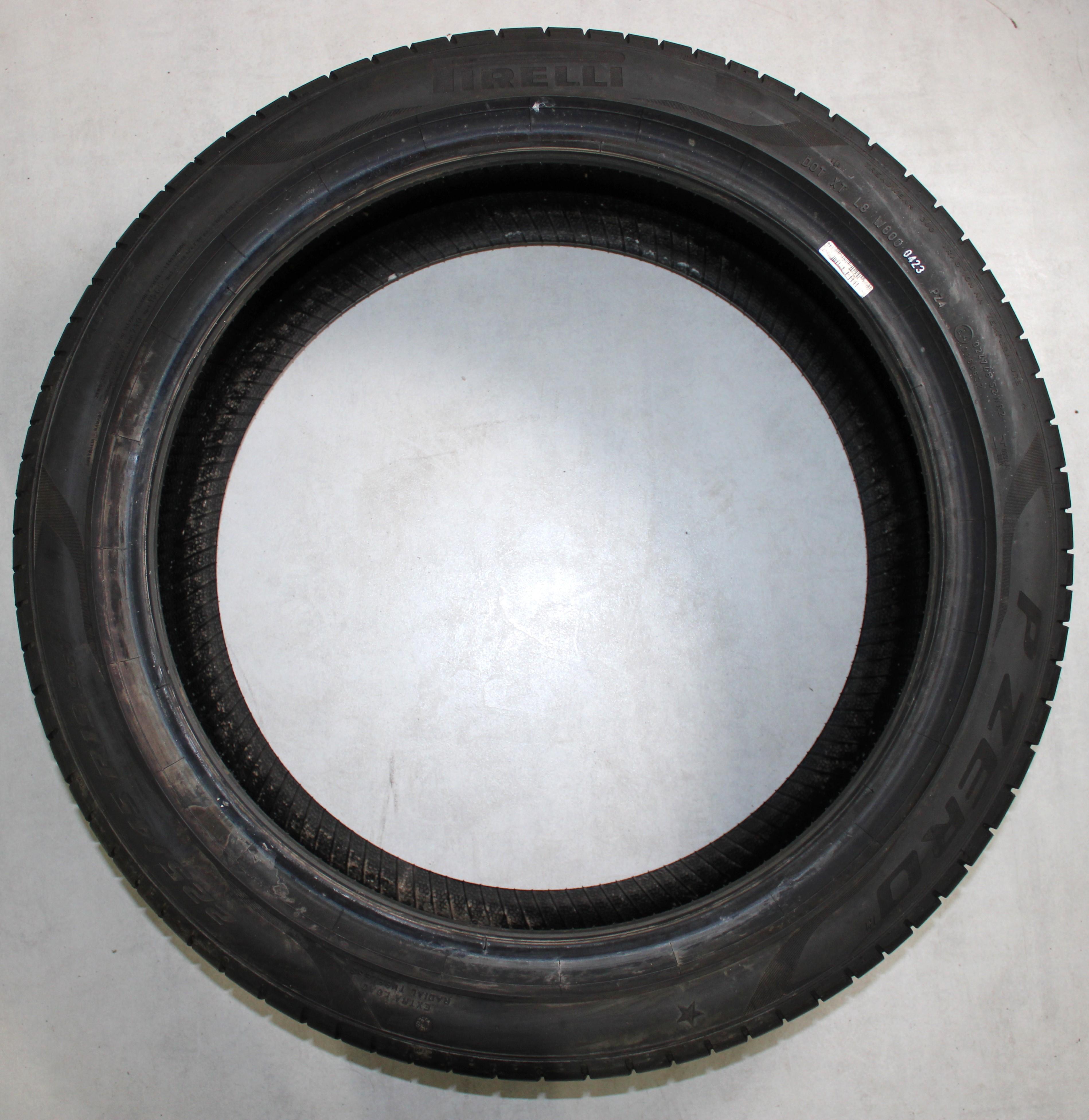 1 x 225/45R19 96Y Sommerreifen Pirelli Pzero PZ4 5-5,5mm 2023 *