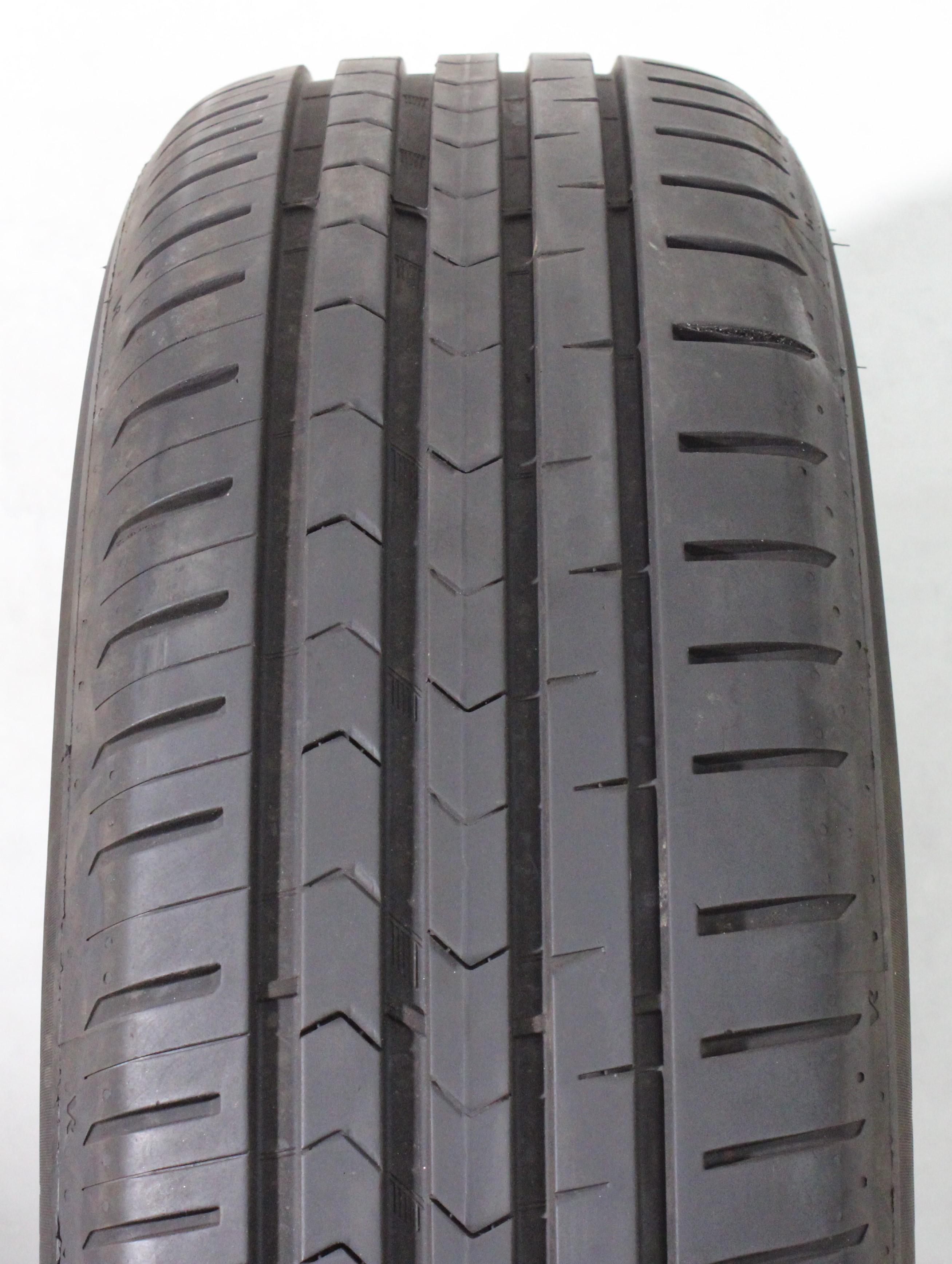 1 neumático de verano Vredestein Ultrac * 205/65R17 100Y, 5,5-6 mm, 2025