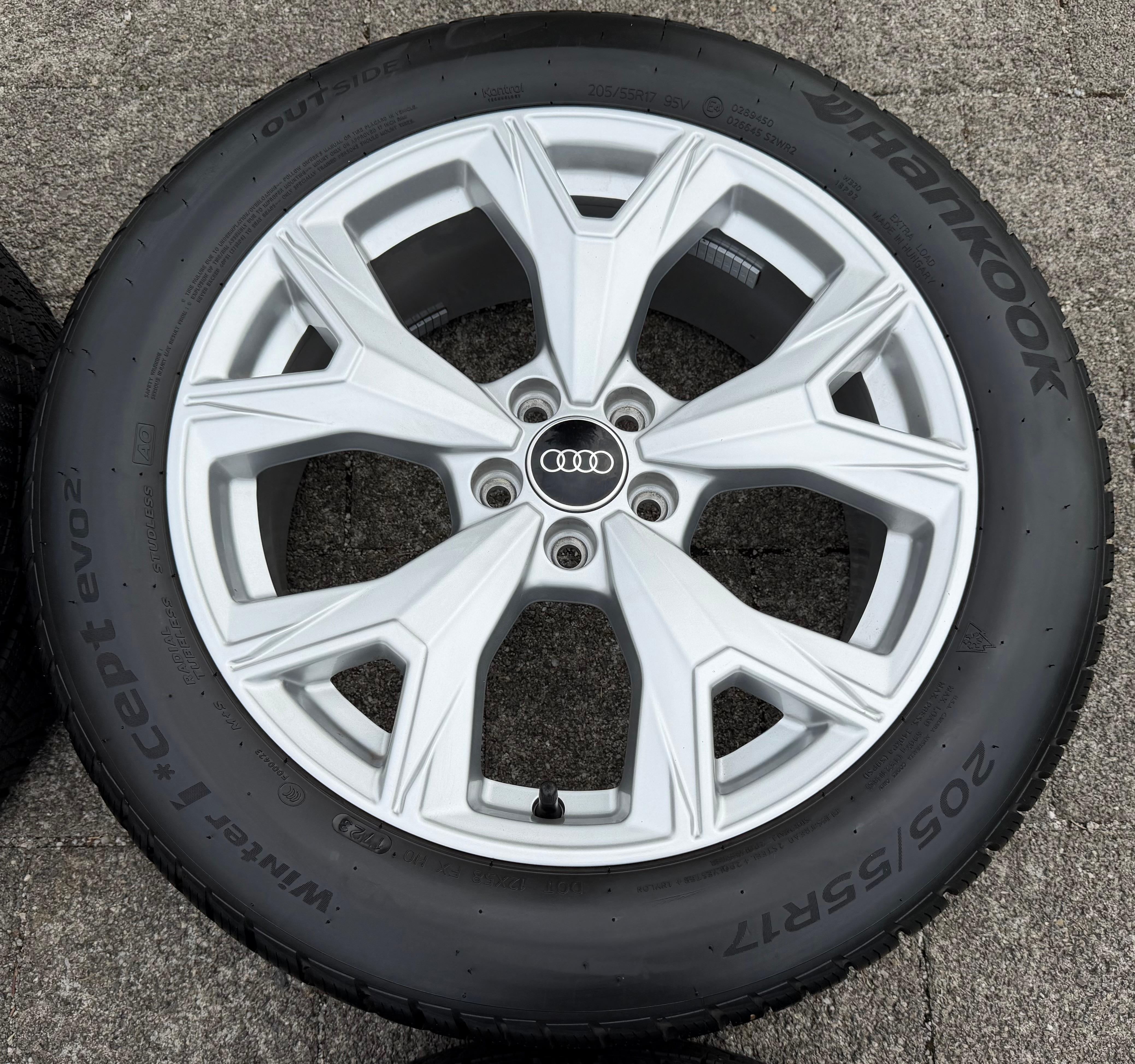 4 Original 17" Alu Winterräder Audi A1 CITY Carver GBH 82A601025S 205/55R17 95V Hankook