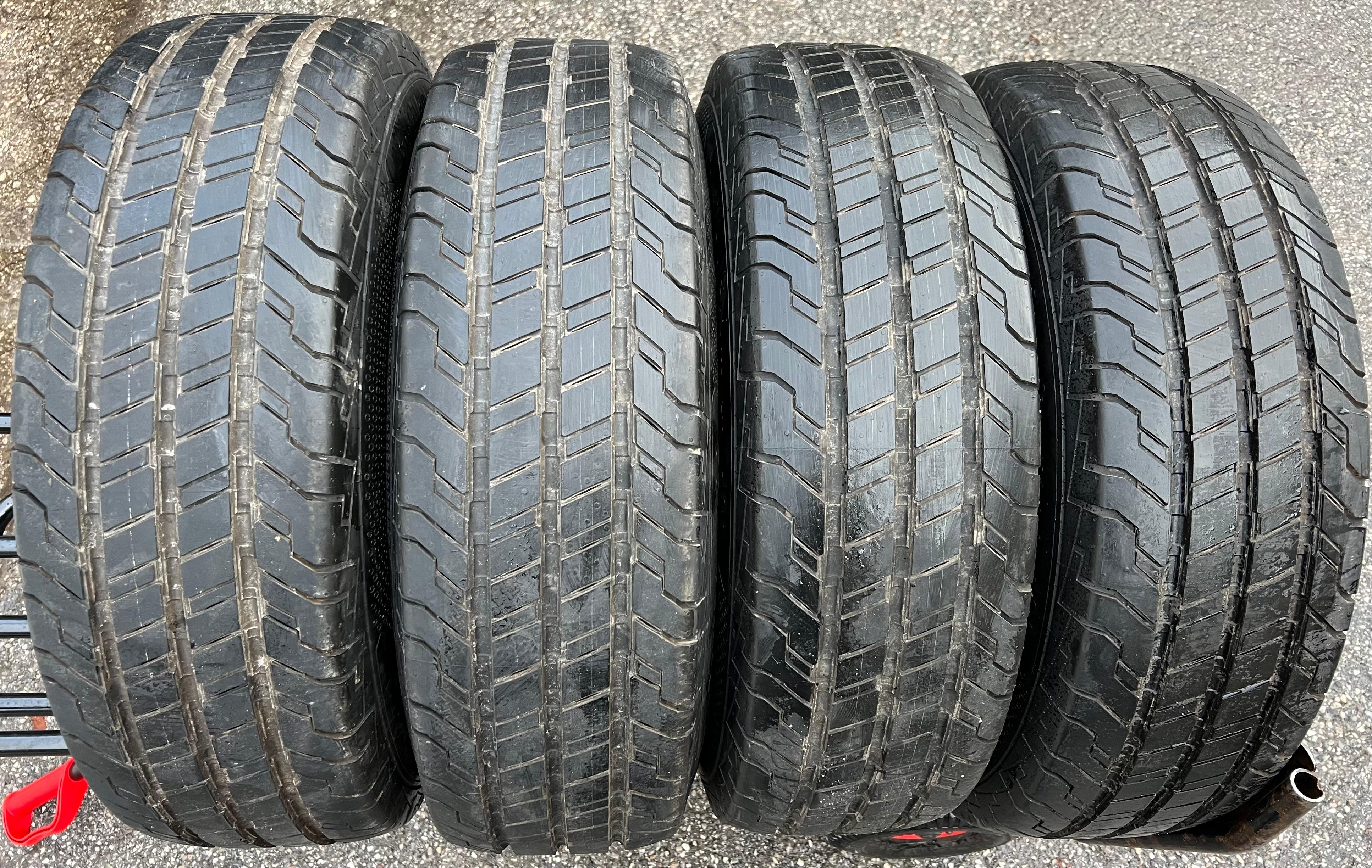 4 pneumatici estivi 225/75R16C 121/120R Continental Van Contact 100 NUOVO 2022