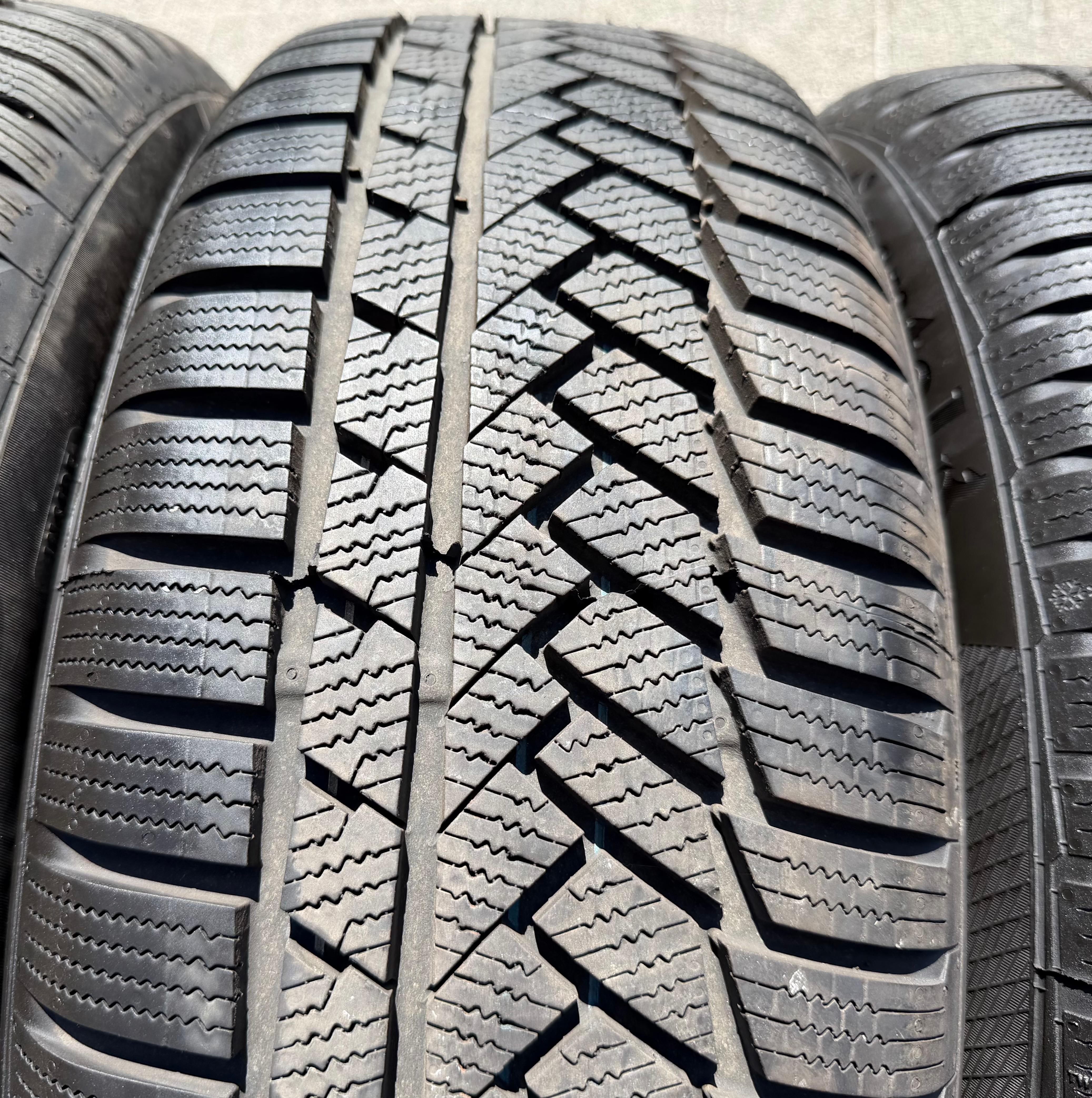 4 Original 19" Alu Winterräder Audi Q5 SQ5 FY 80A601025K 235/55R19 101H Continental 2024