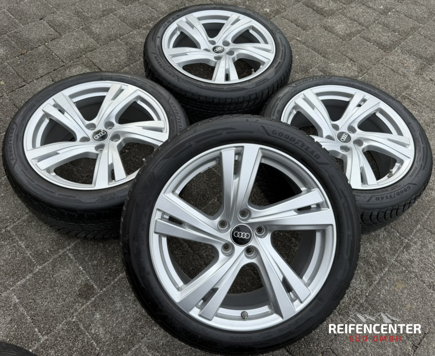 4 RUEDAS DE ALEACIÓN ORIGINALES DE INVIERNO DE 18" PARA AUDI A5 S5 FU2 B10 8B3601025C 235/45R18 98H 2024