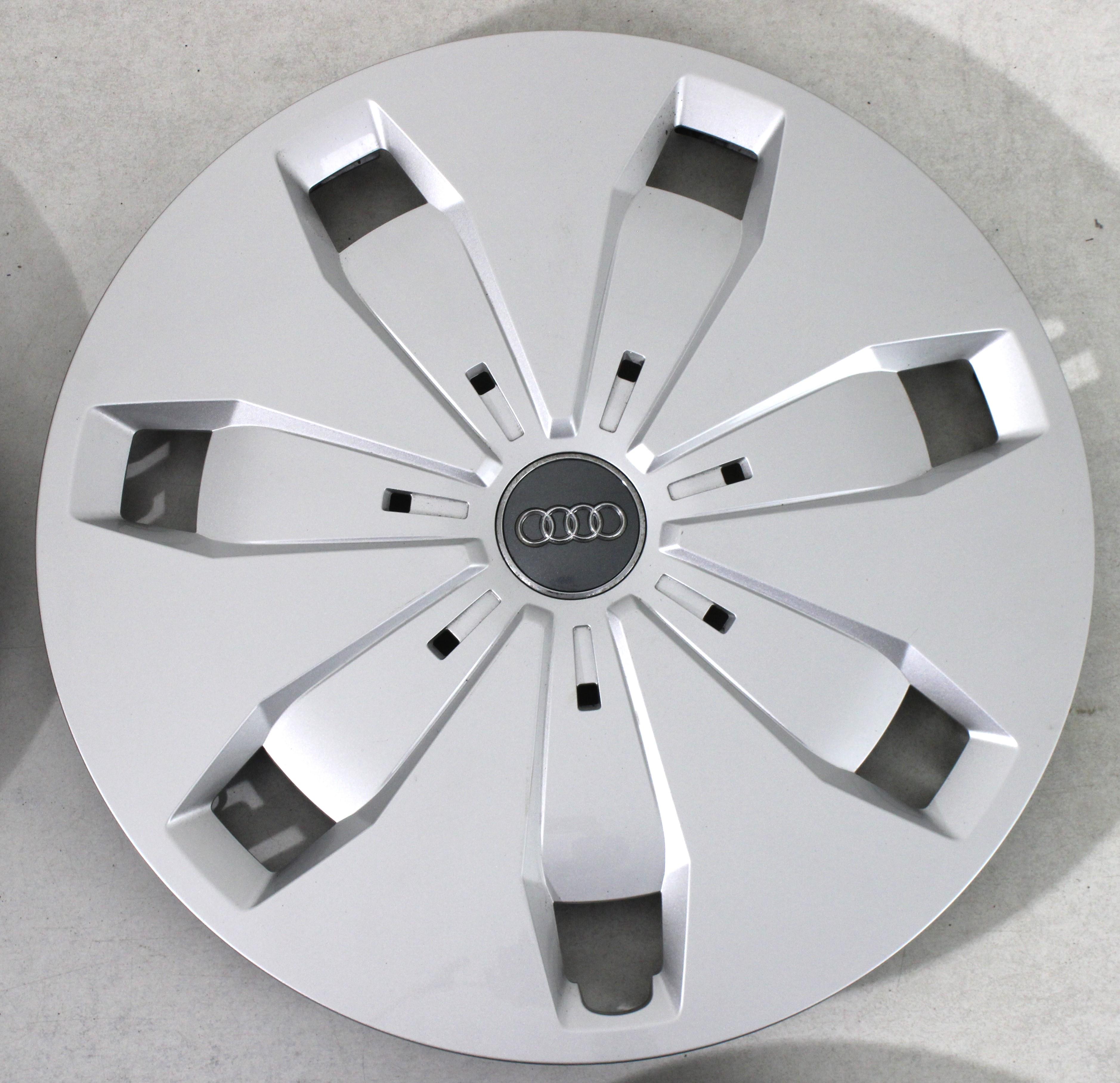 4x Original 16" Radkappen Audi A3 A4 Q2 81A601147 16 Zoll Radblenden