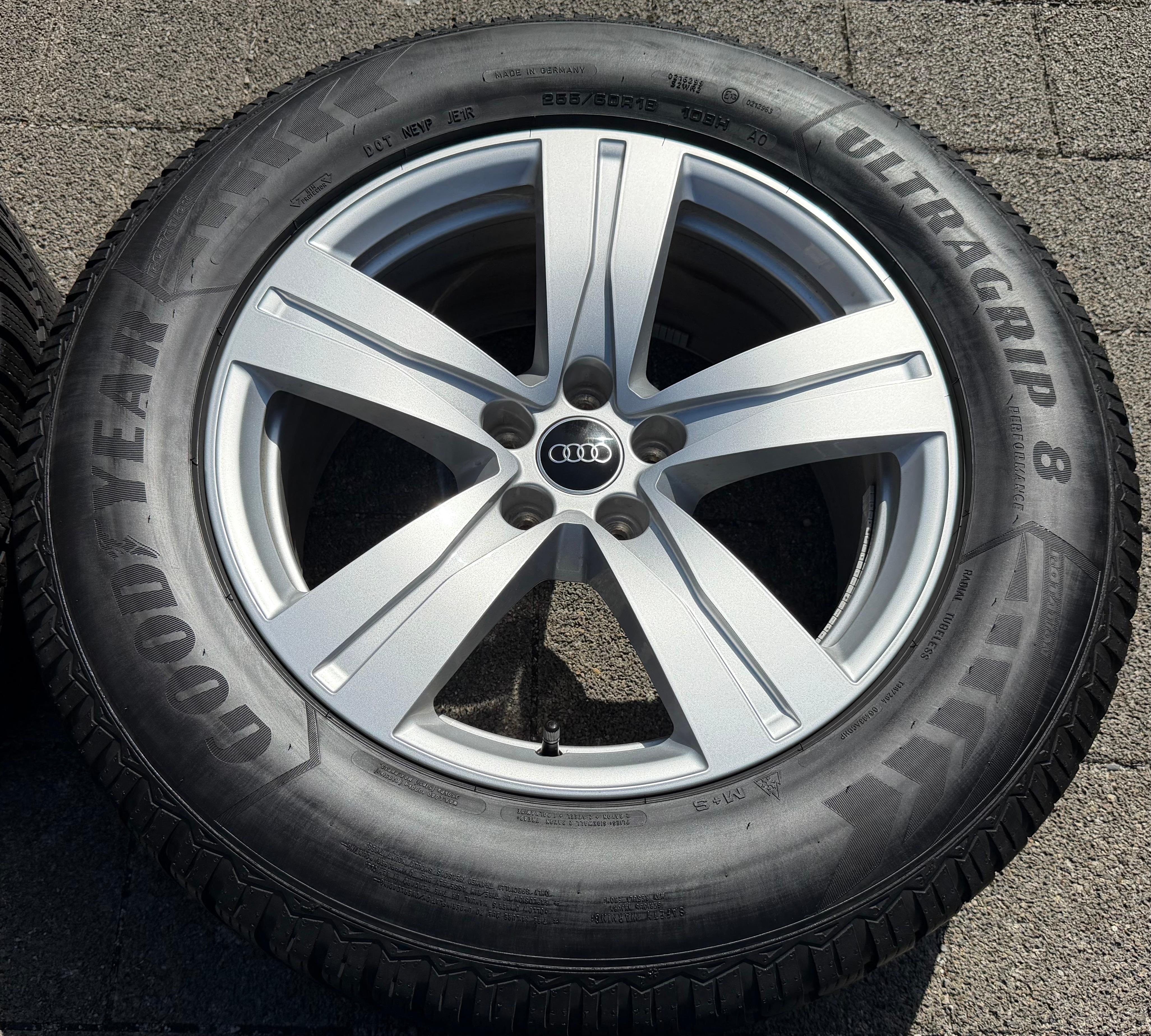 4 Original 18" Alu Winterräder Audi Q7 4M 255/60R18 108H 4M0601025A Goodyear