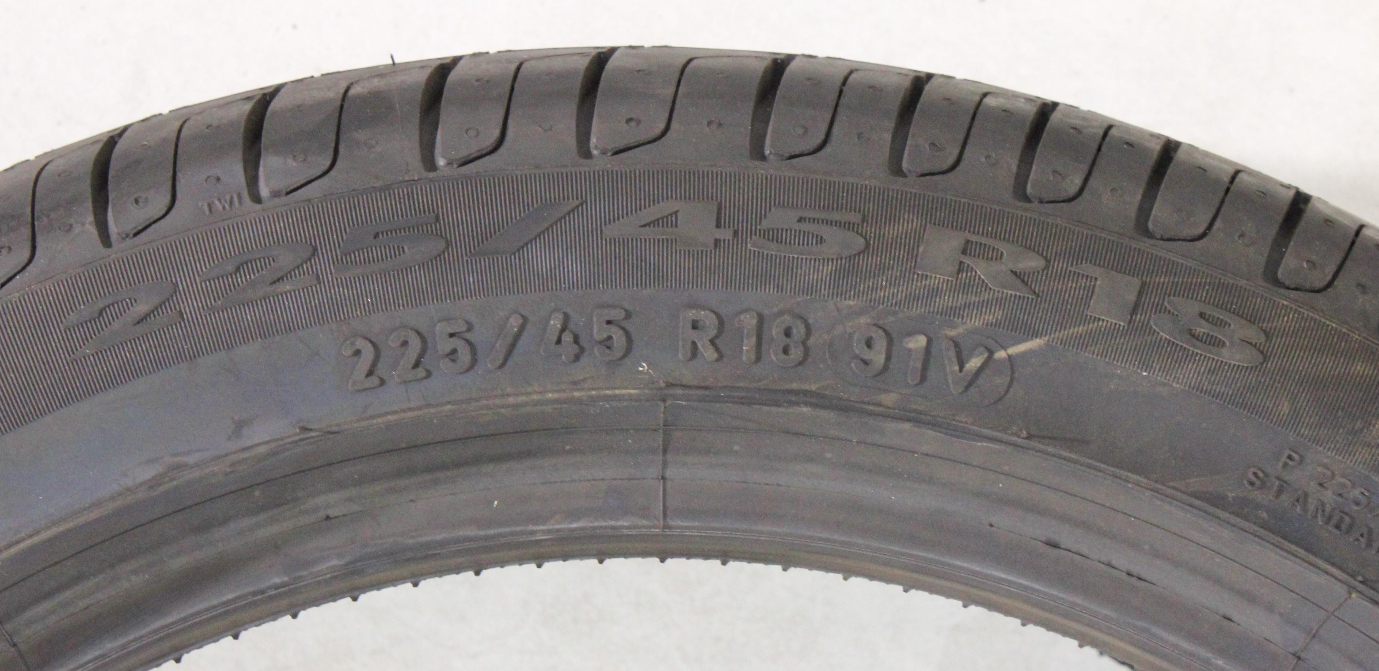 1 x 225/45R18 91V Sommerreifen Pirelli Cinturato P7 * Runflat Volles Profil 2020