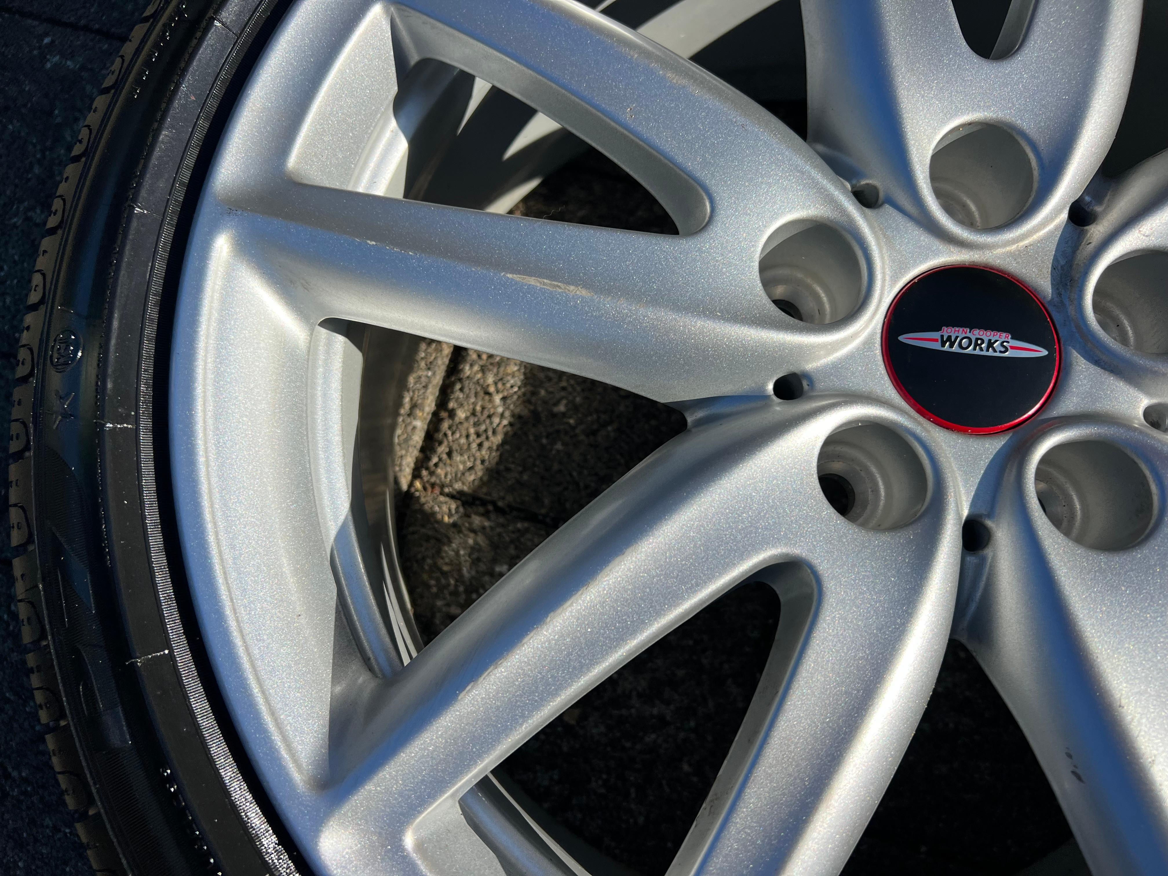 4 CERCHI ESTIVI ORIGINALI DA 18" IN ALLUMINIO MINI CLUBMAN F54 PIRELLI 2020 6856049 RDKS CONSEGNA GRATUITA