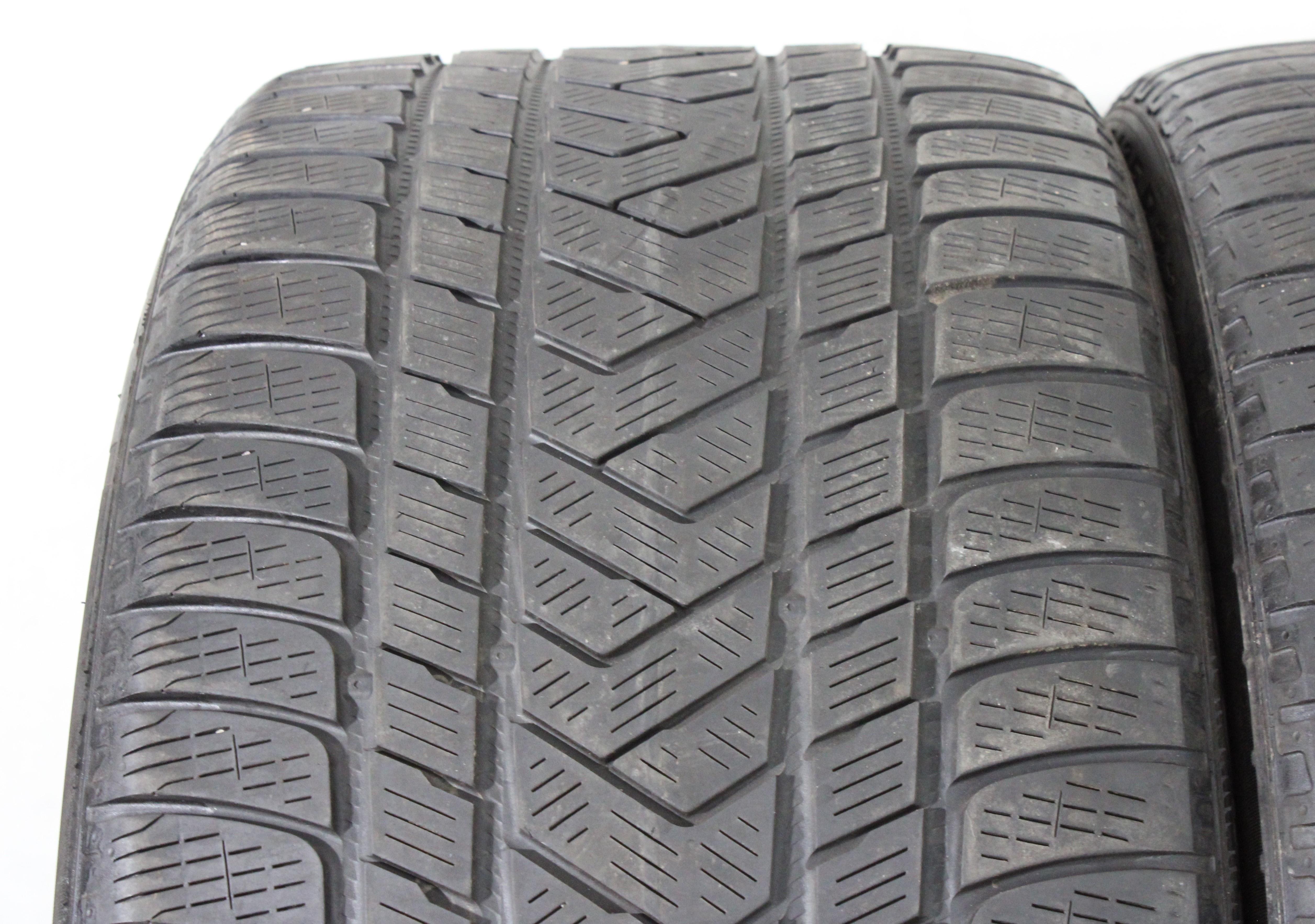 2 x 285/35R22 106V Winterreifen Pirelli Scorpion Winter 4-4,5mm 2022 Silent