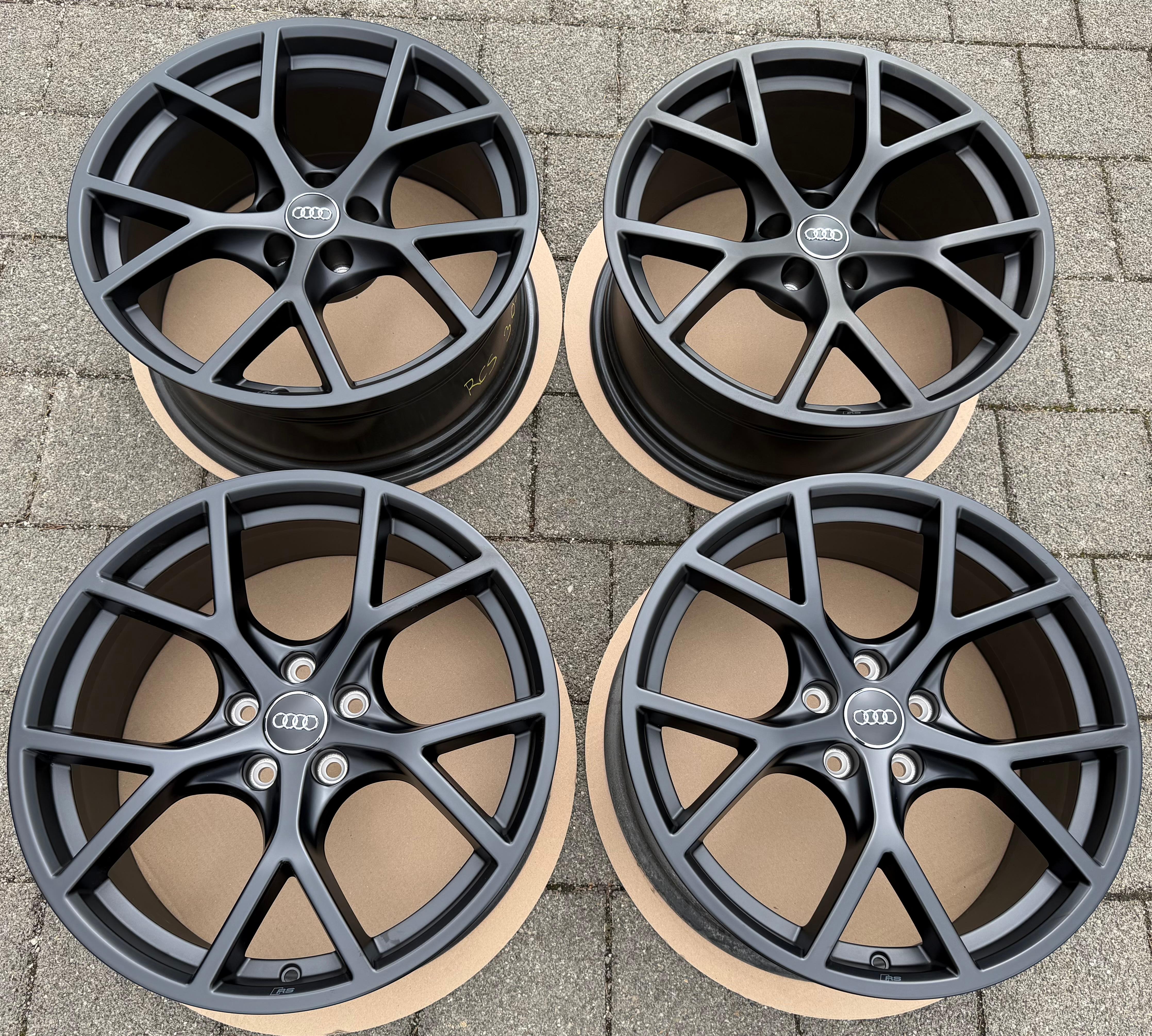 4 ORIGINAL 19" ALUFELGEN AUDI RS3 8Y GY 8Y0601025BR 8Y0601025BS 8x19 ET46 9x19 ET25