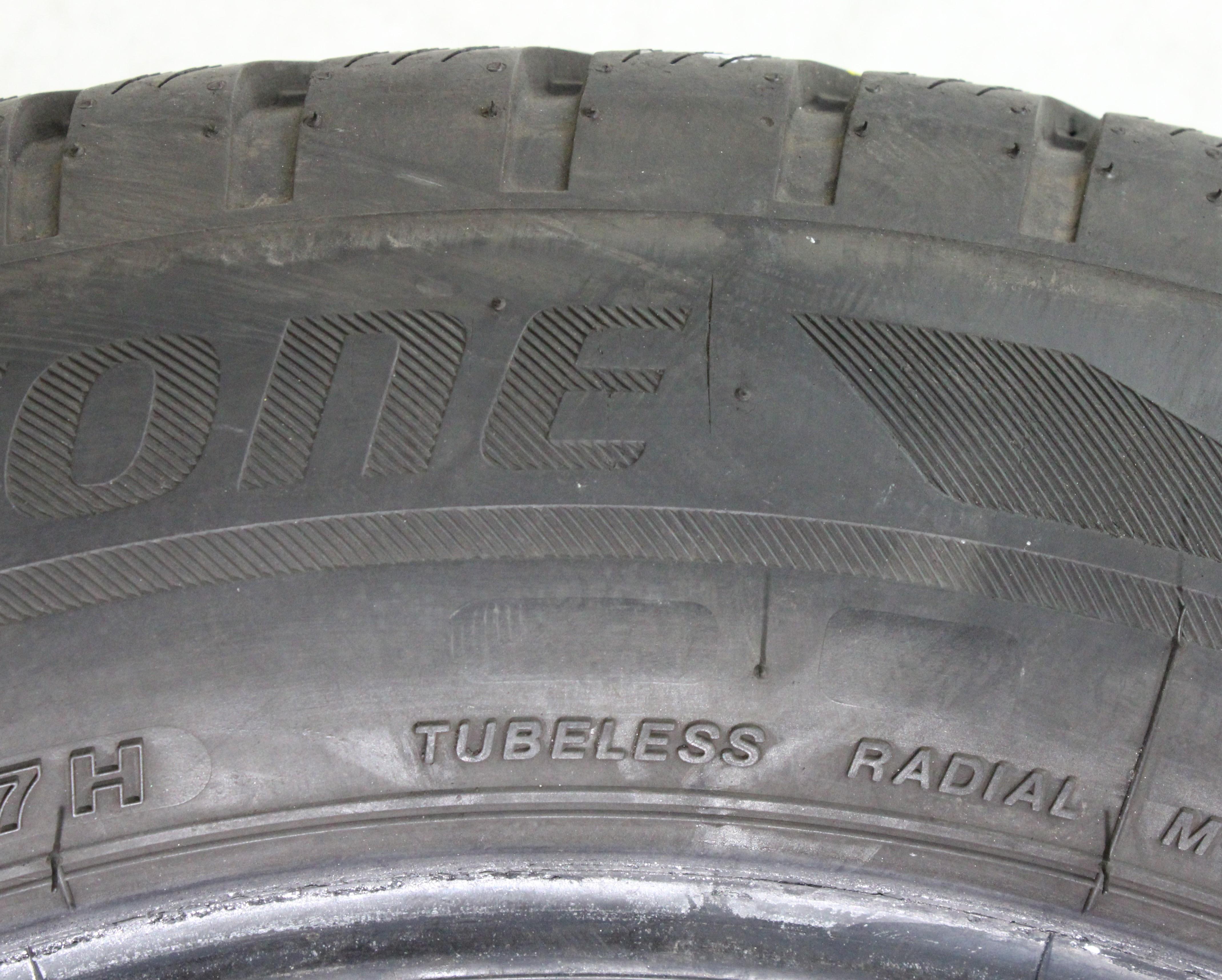 2 x 225/55R17 97H Winterreifen Bridgestone Blizzak LM001 * Runflat 6-6,5mm 2019