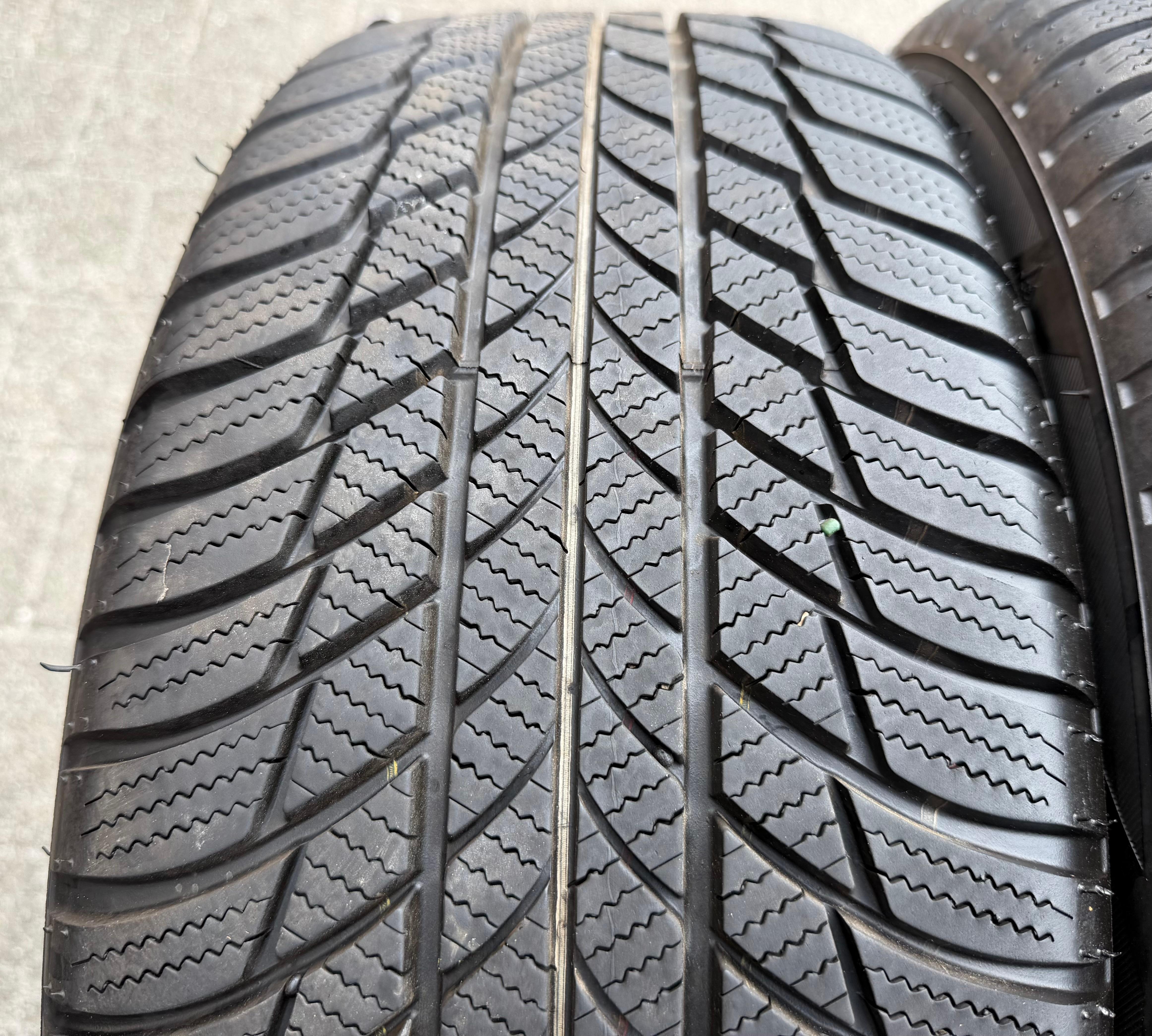 4 originele 17" aluminium winterwielen Audi A4 B9 8W 8W0601025P 225/50R17 98H Bridgestone