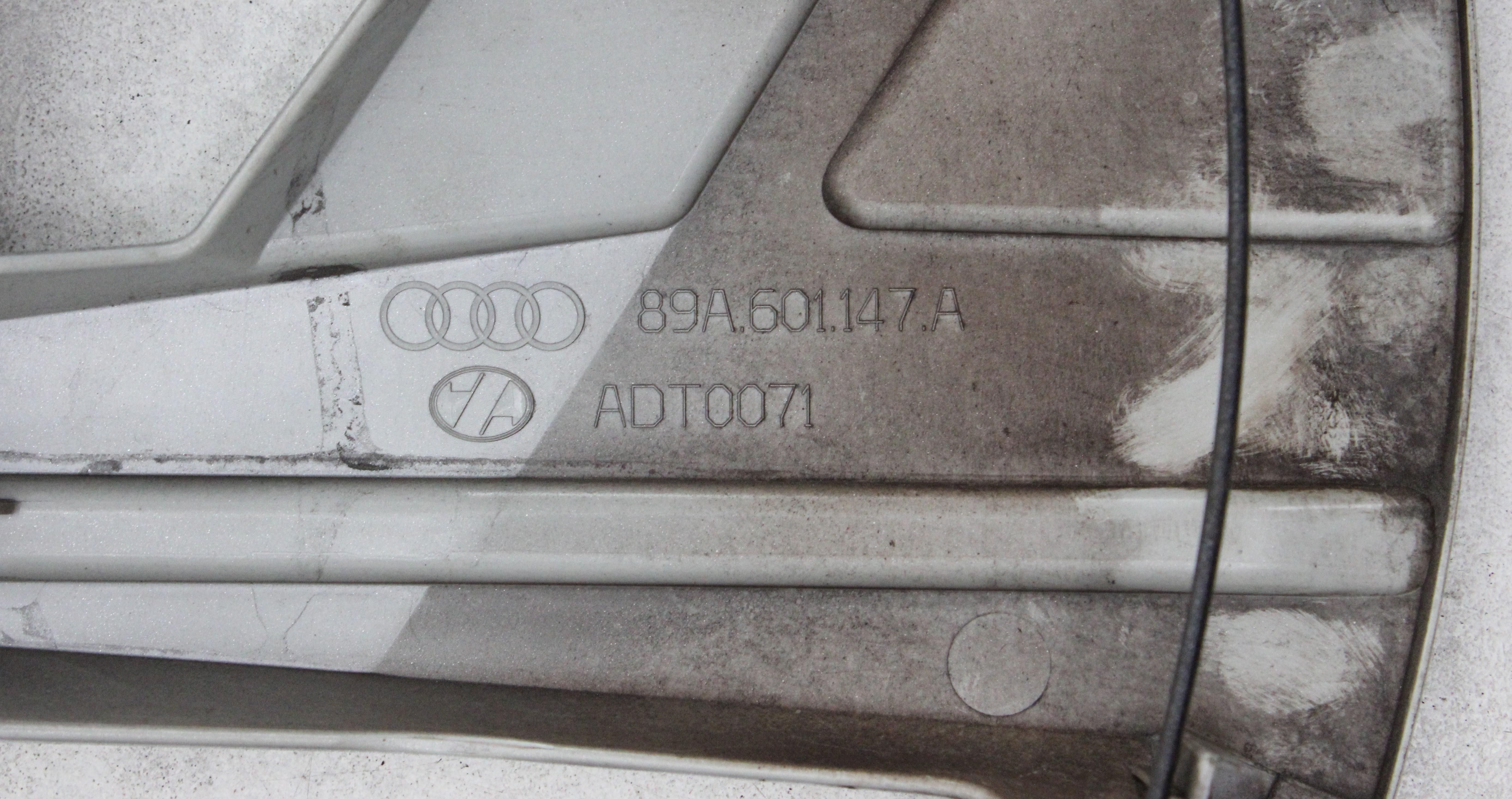 4 x originele 19" wieldoppen Audi Q4 89A601147A FRANCO HUIS