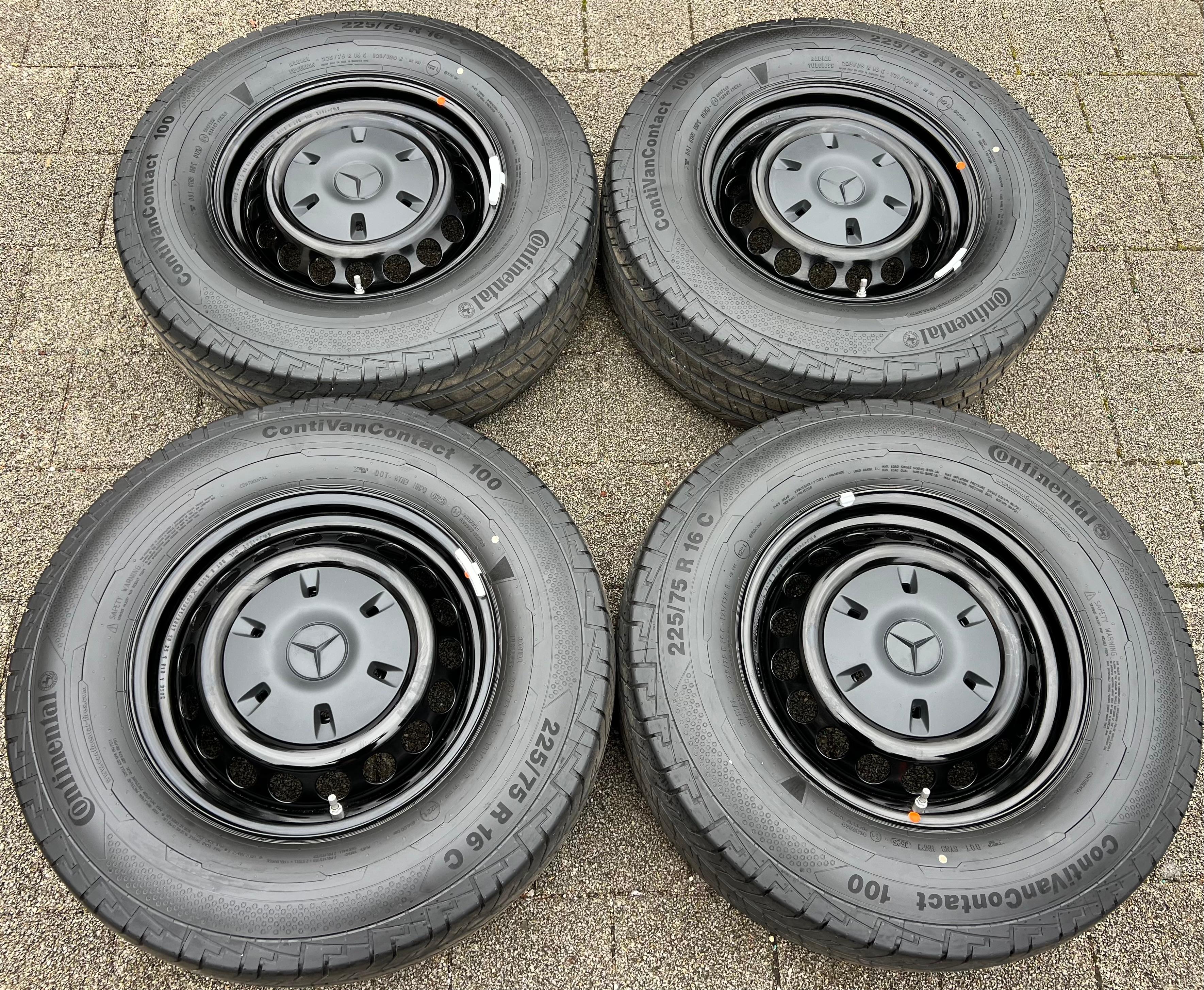4 SOMMERRÄDER MERCEDES SPRINTER W907 225/75R16C 121/120R CONTINENTAL 2025 NEUWERTIG