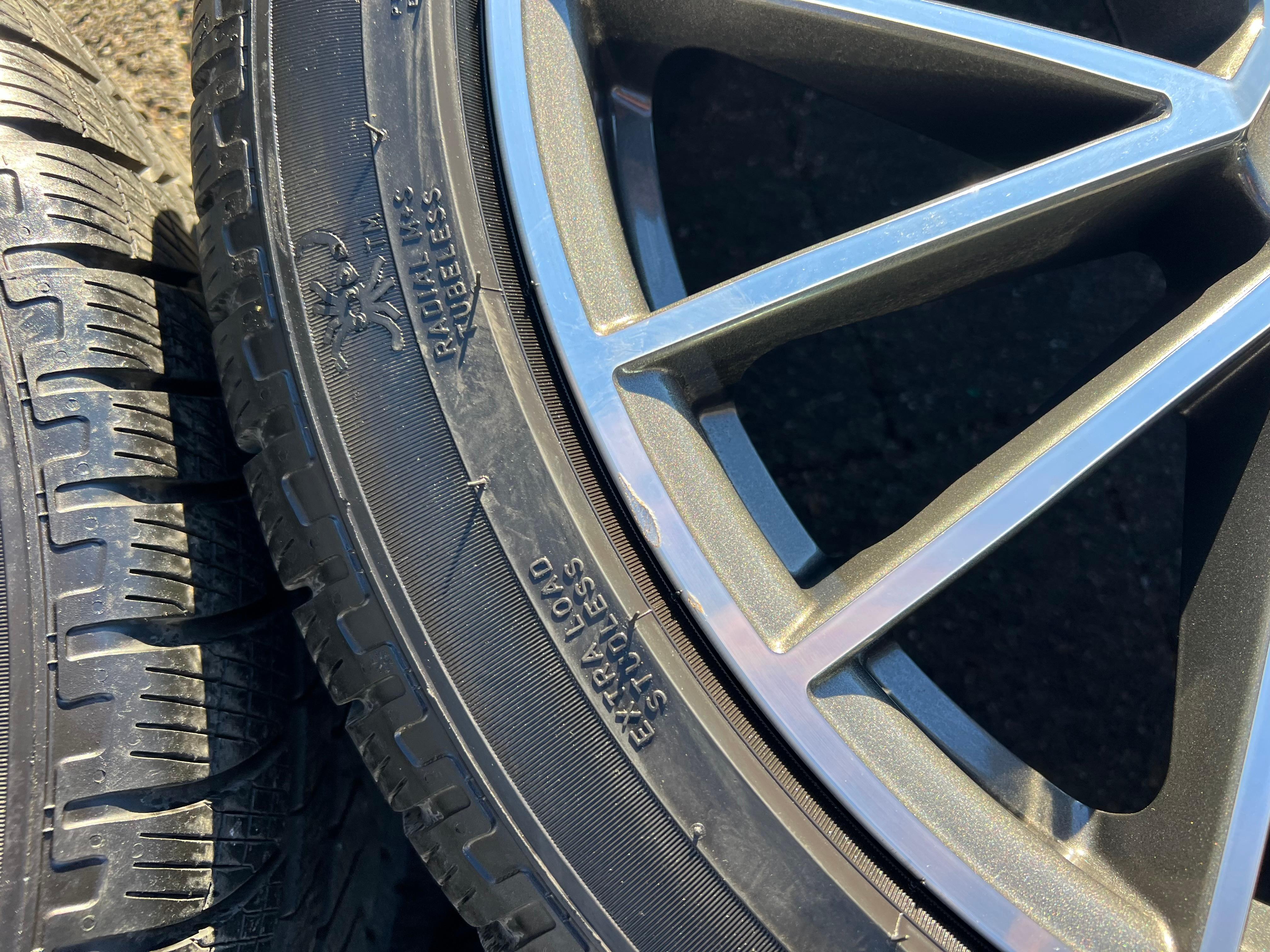 4 ORIGINAL 21" ALU WINTERRÄDER PORSCHE CAYENNE 9YA PIRELLI RDKS