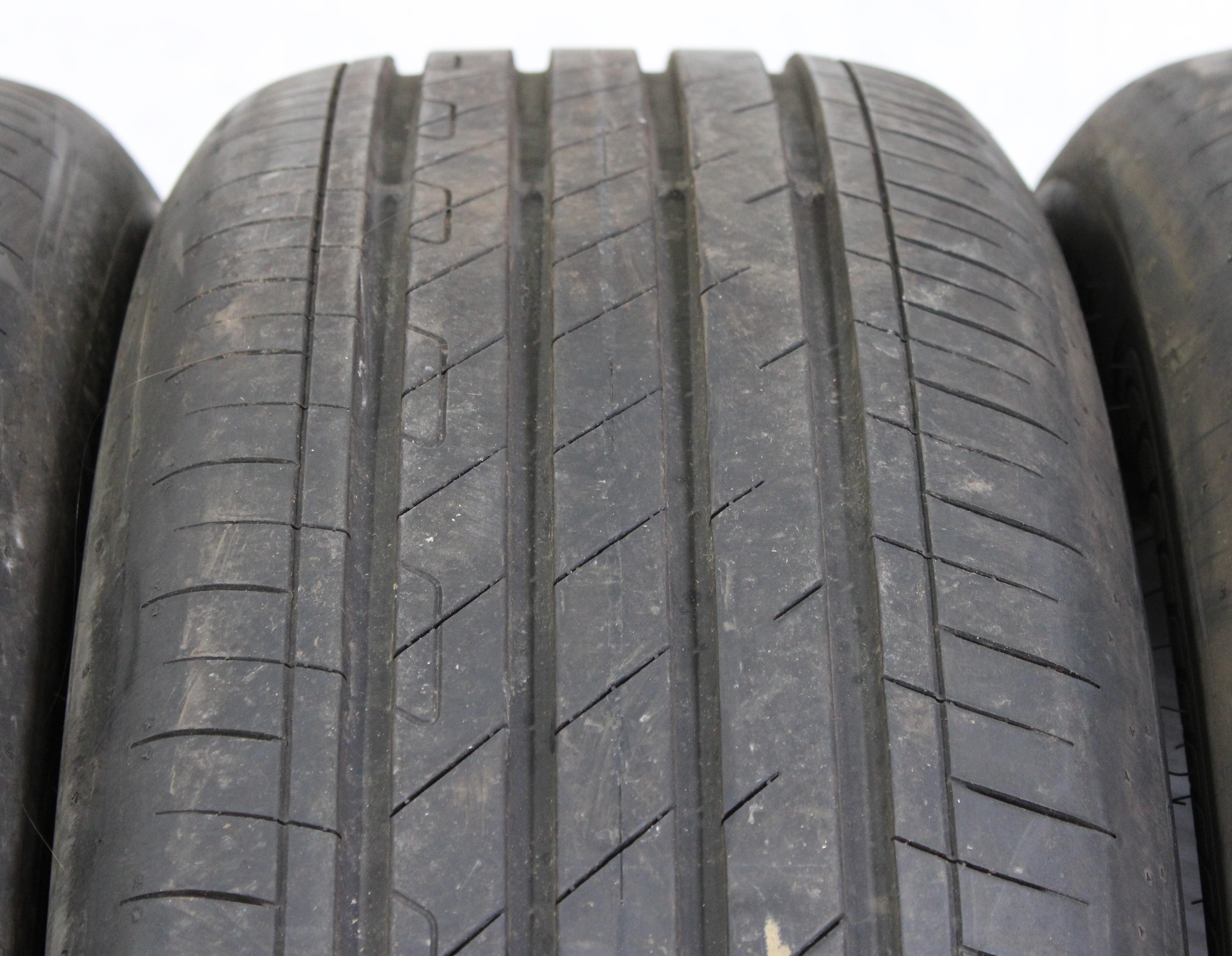 4 x 235/60R20 108H Sommerreifen Goodyear Efficient Grip Performance 2 6,5-7mm 2020 *
