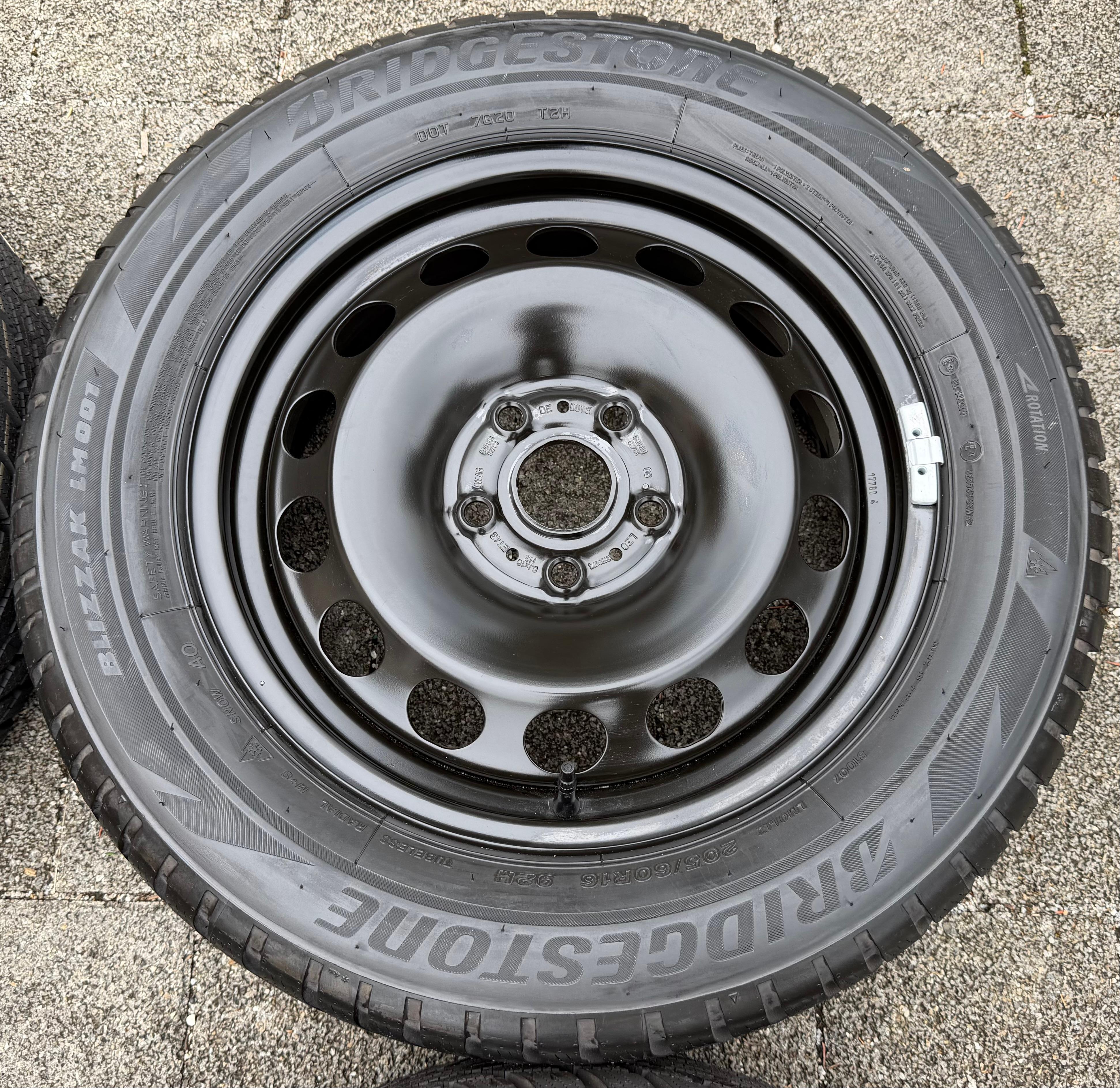 4 Winterräder Audi Q2 GA VW T-Roc Skoda Karoq 205/60R16 92H Bridgestone 5Q0601027AM NEU