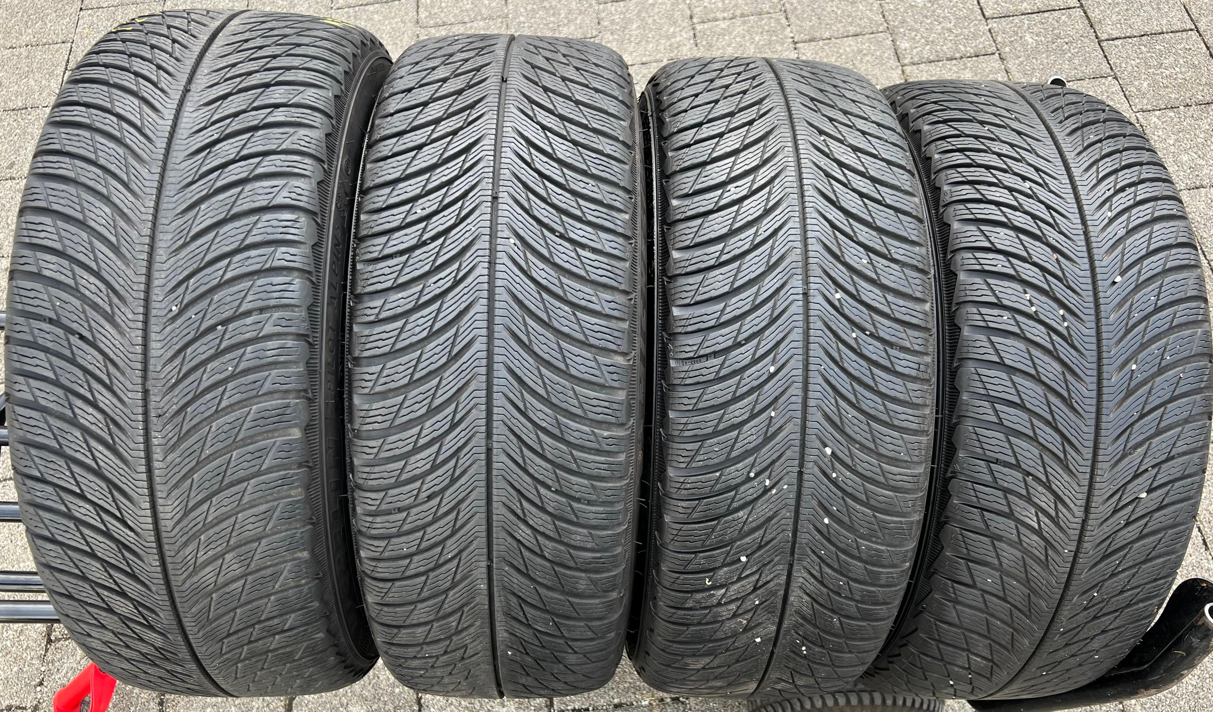 4 CERCHI INVERNALI ORIGINALI IN ALLUMINIO DA 18" MERCEDES CLASSE A F2A 177 CLASSE B F2B W247 CLA W118 A1774010600