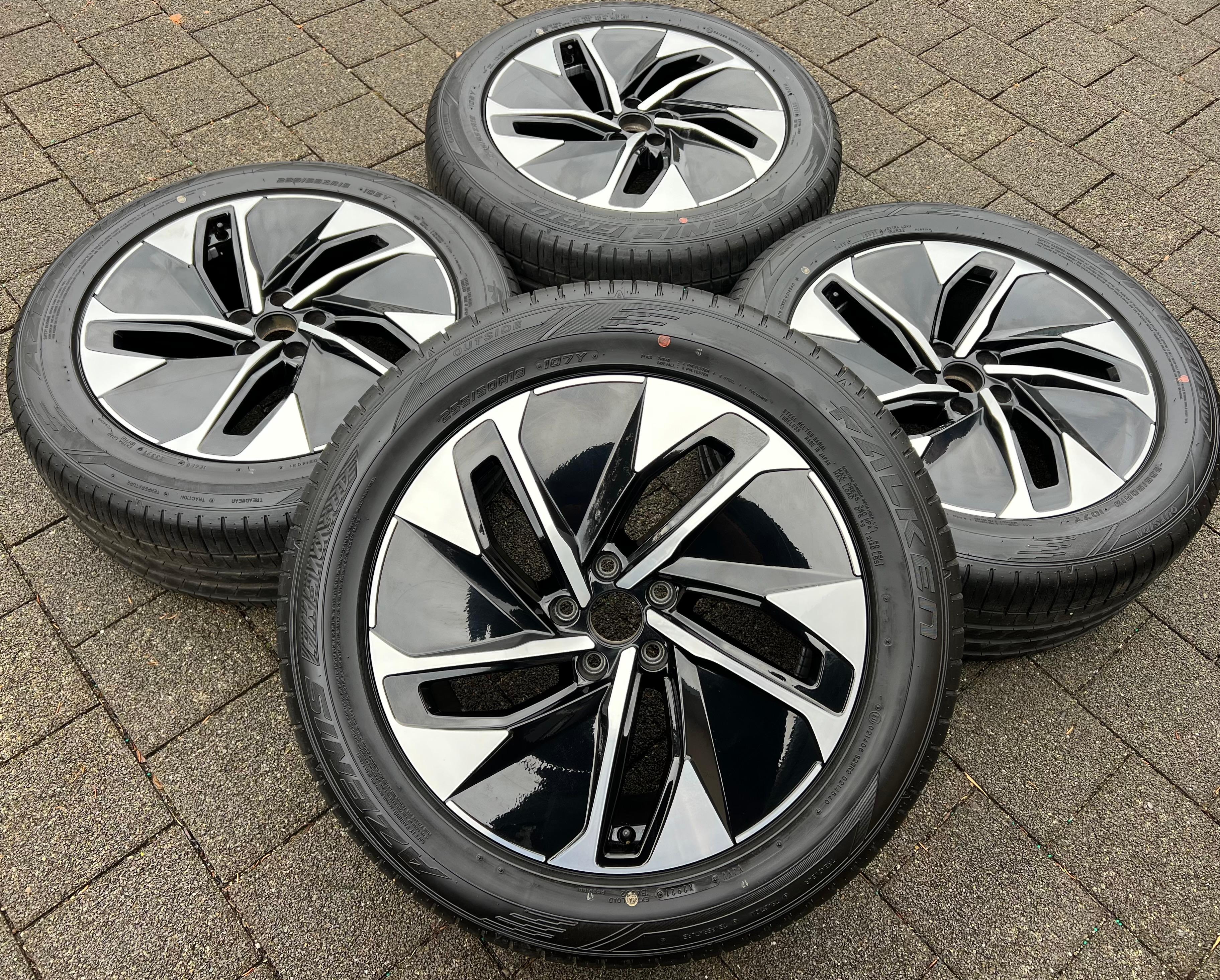 4 ORIGINAL 19" ALU SOMMERRÄDER VW ID4 ID.4 ID5 ID.5 11A601025 HAMAR FREIHAUS
