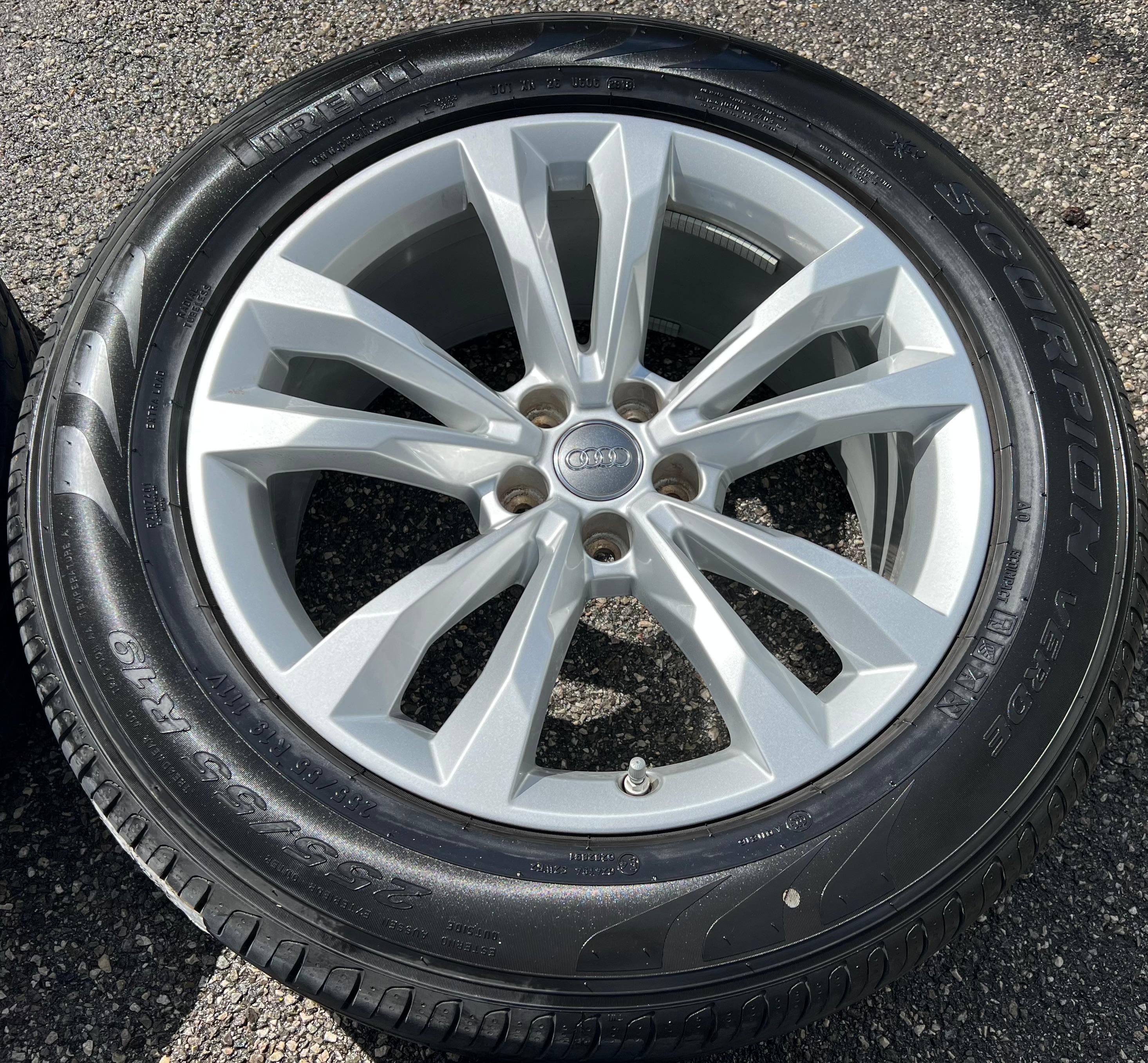 4 ORIGINAL 19" ALU SOMMERRÄDER AUDI Q7 4M 255/55R19 111V 4M0601025C RDKS FREIHAUS