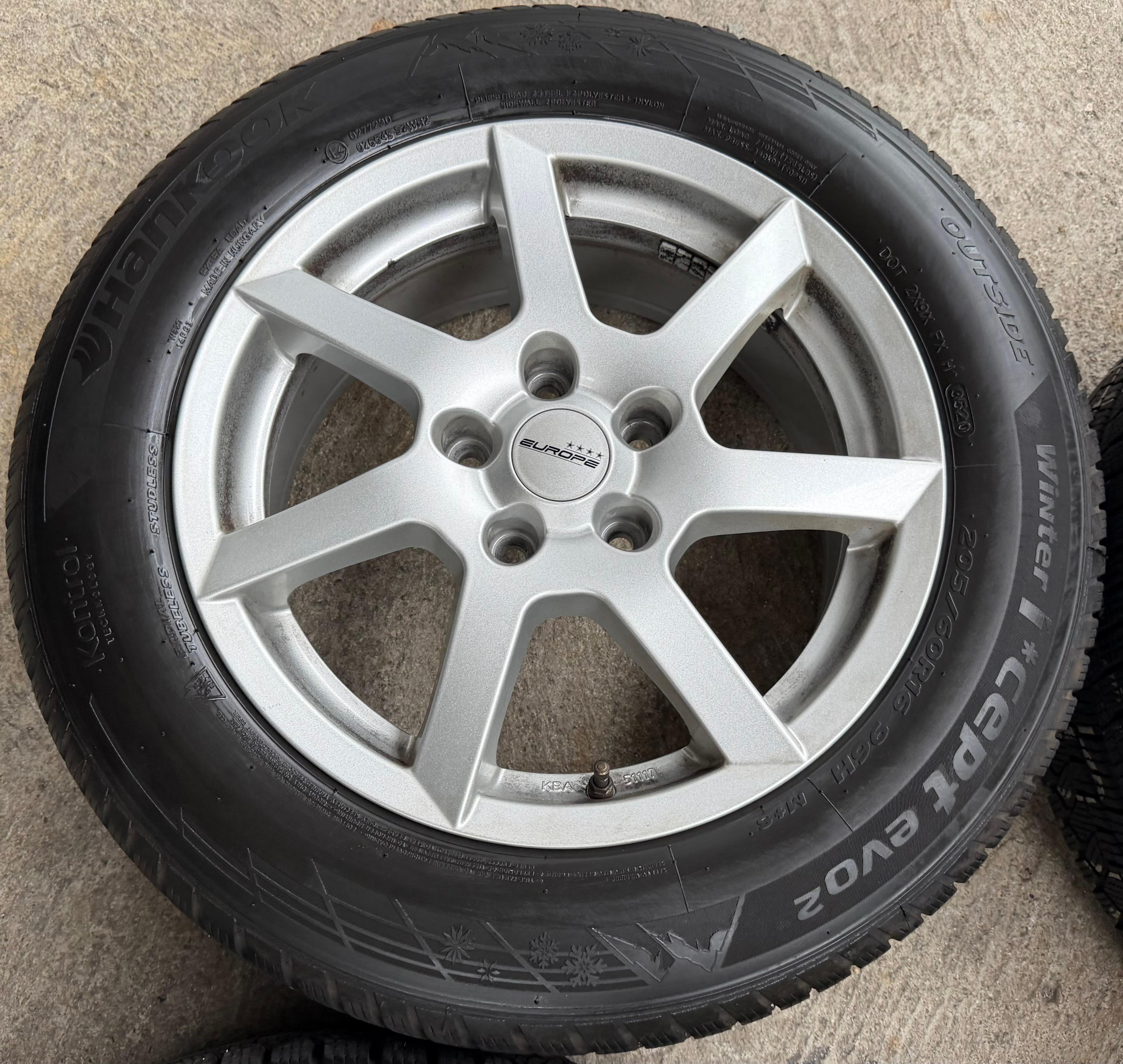 4 Alu Winterräder Audi A4 8K B8 B81 205/60R16 96H Hankook Winter