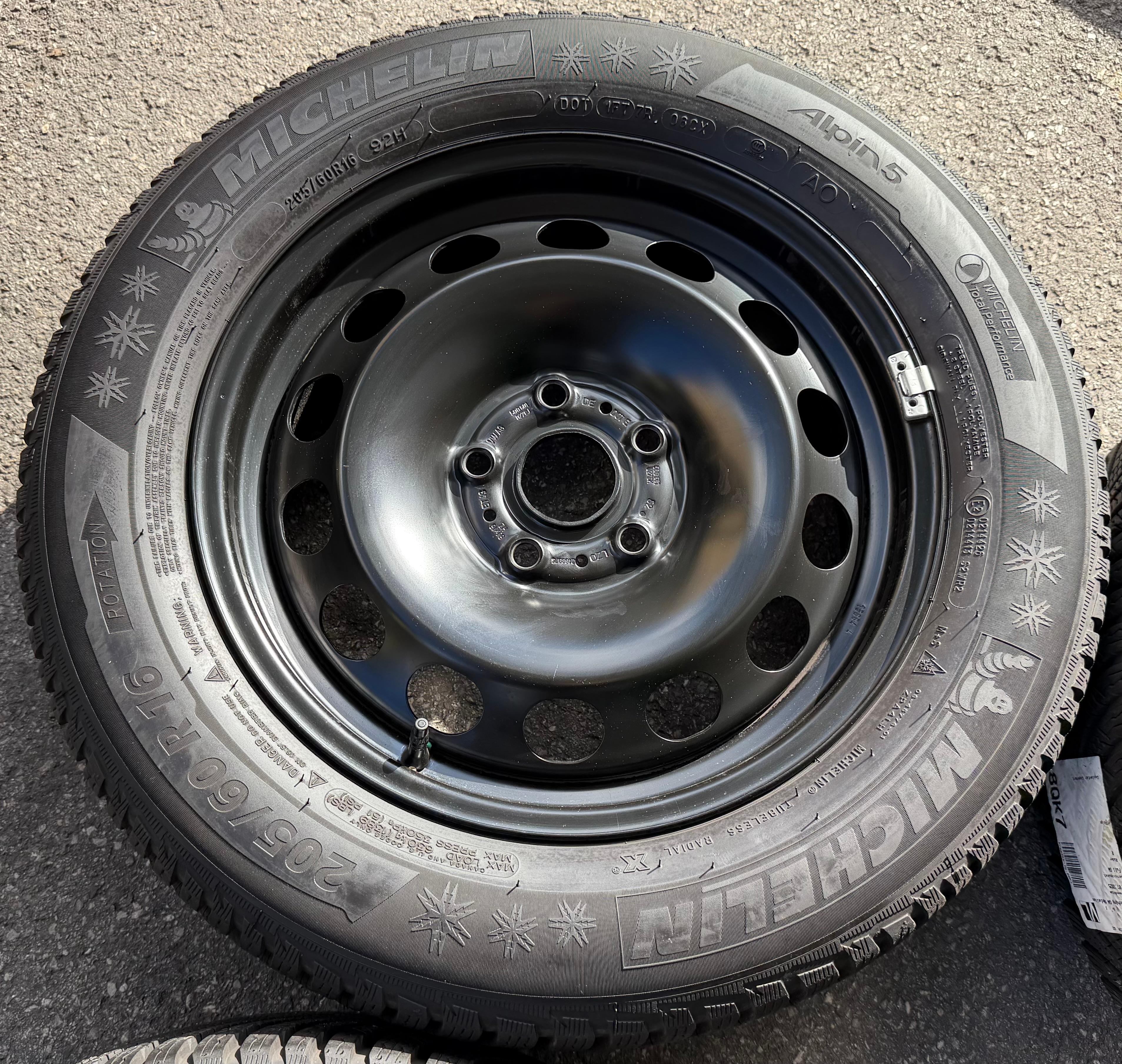 4 Winterräder Audi Q2 GA VW T-ROC A11 205/60R16 92H Michelin Alpin 5 Winterreifen