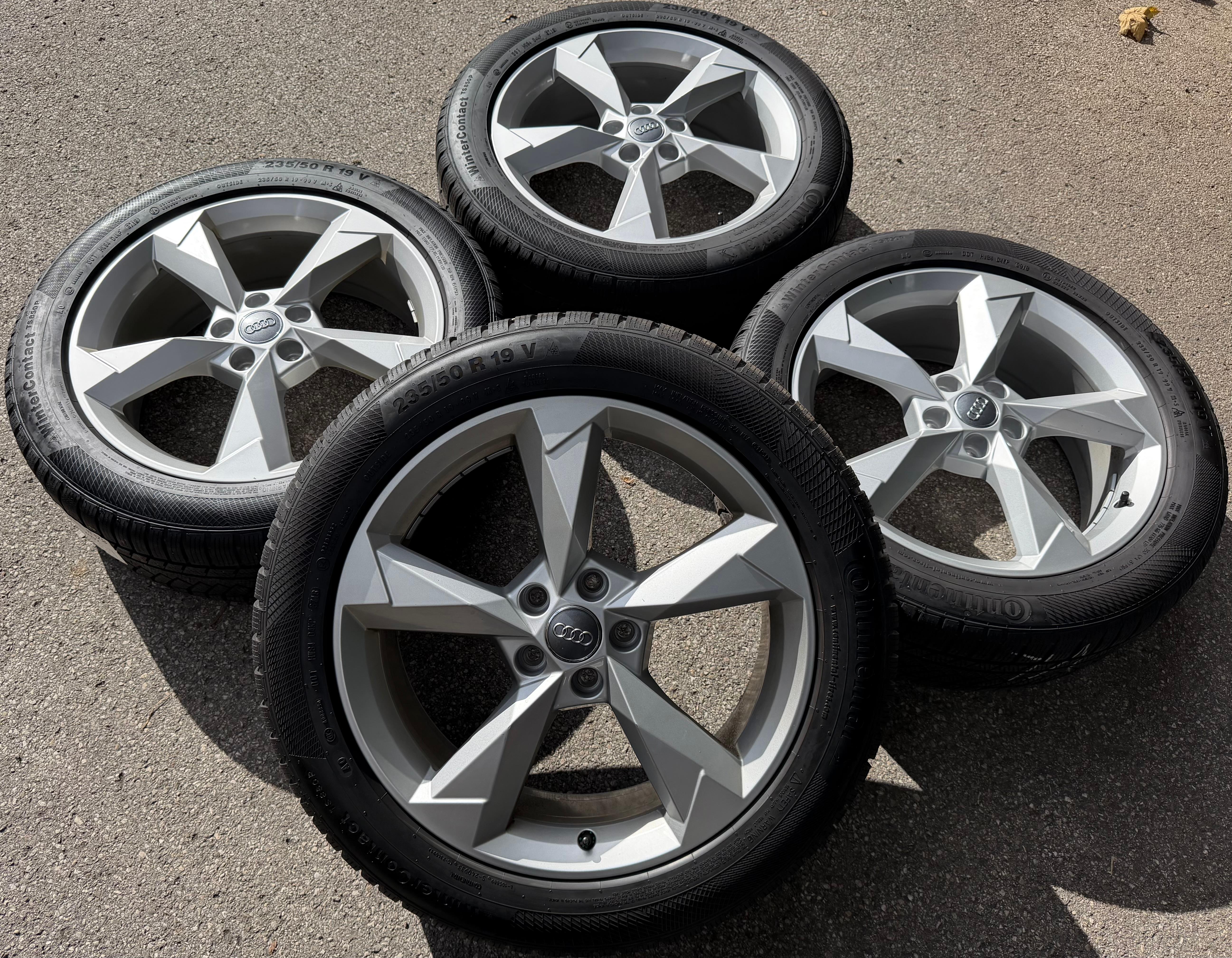 4 ruedas de invierno de aleación originales de 19" para Audi Q3 F3B 83A 83A601025N 235/50R19 99V