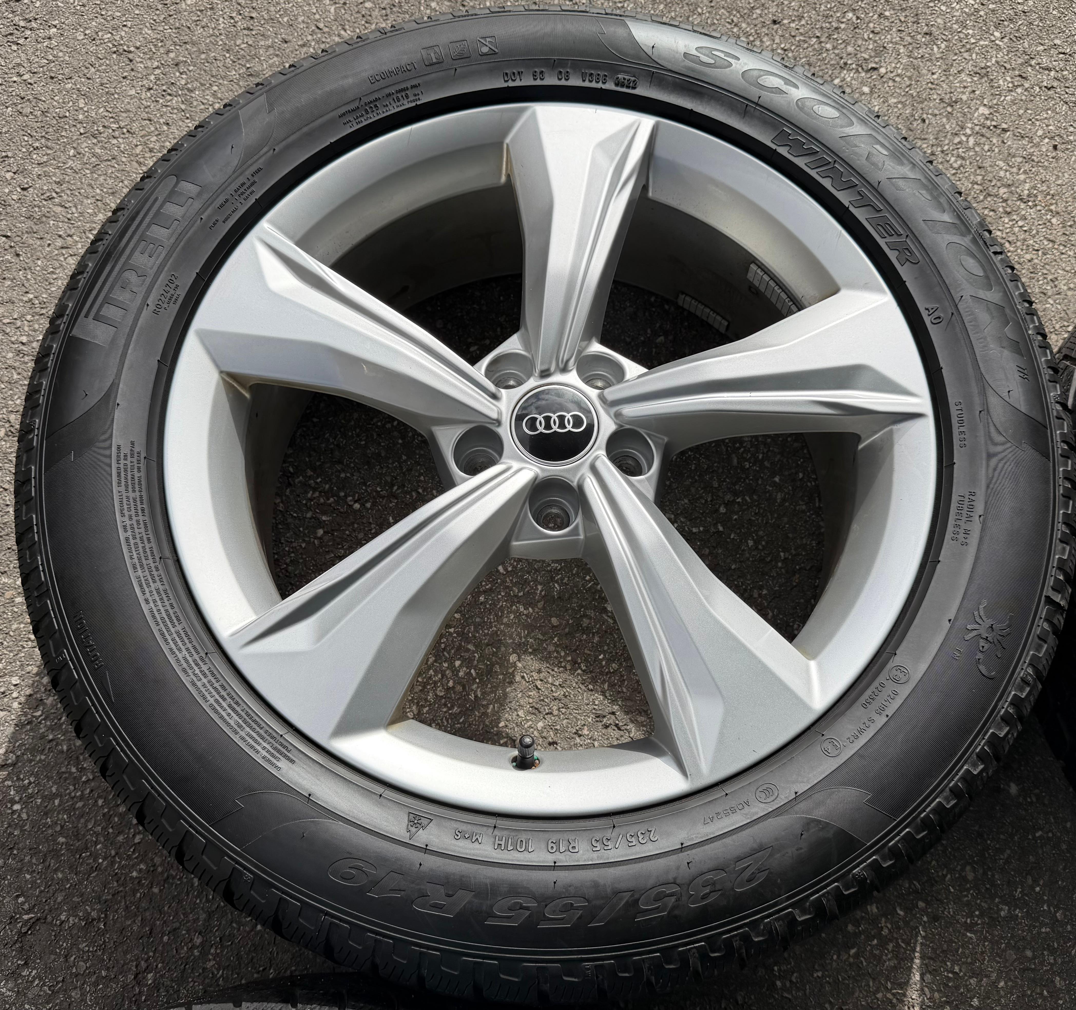 4 cerchi in lega originali da 19" Audi Q5 SQ5 FY 80A601025K 7x19 ET34 S-LINE